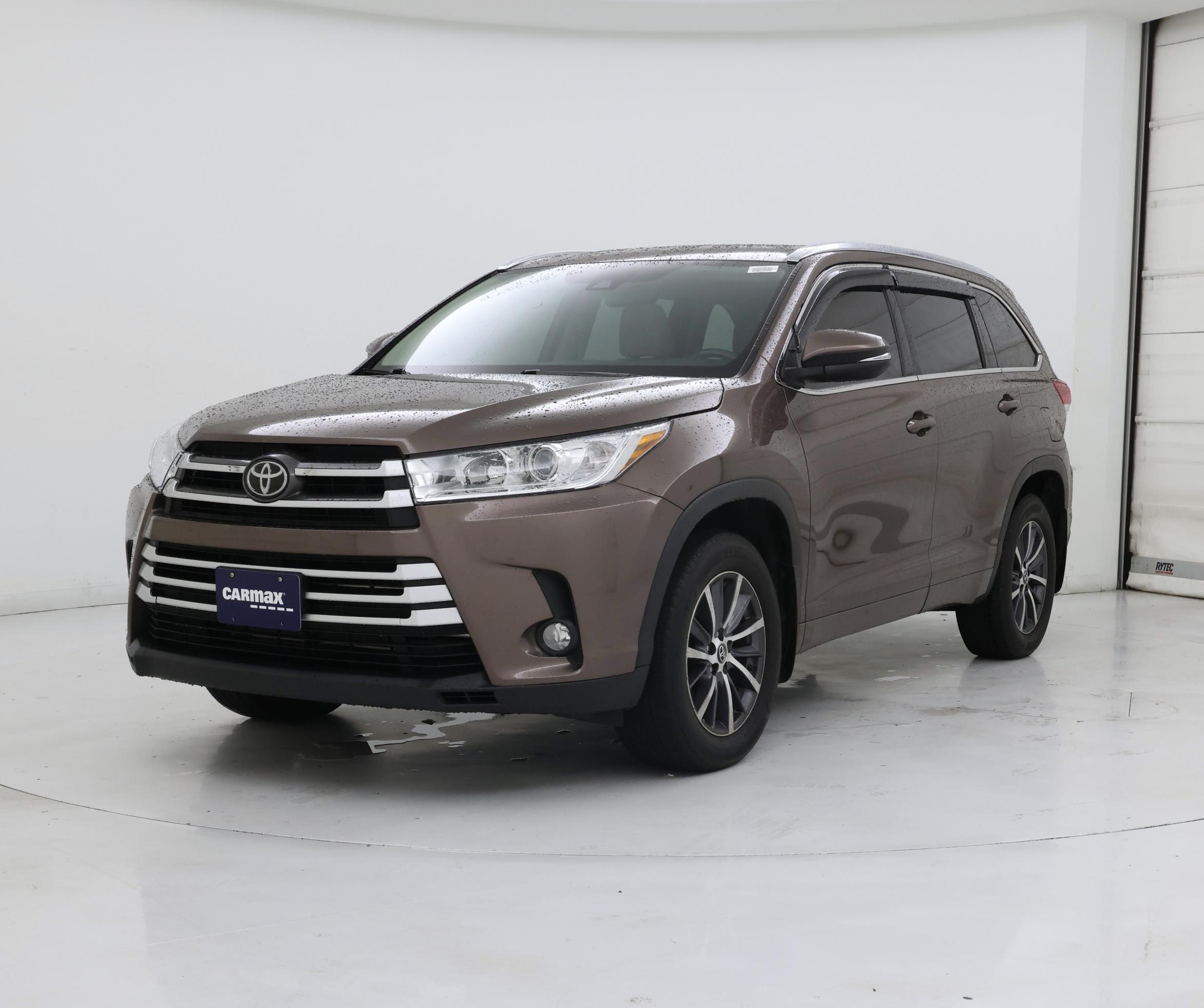 Thumbnail: 2018 Toyota Highlander - 4