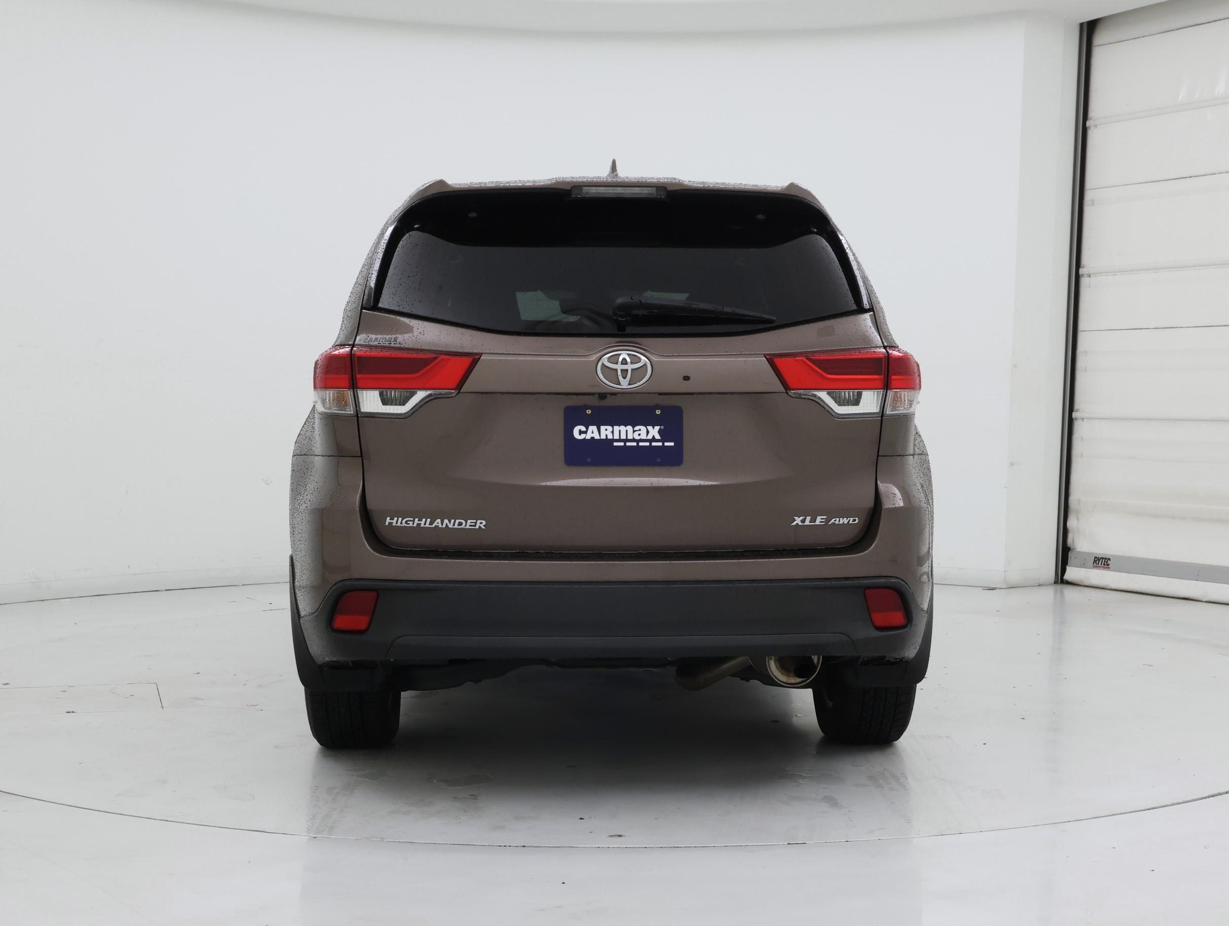 Thumbnail: 2018 Toyota Highlander - 6