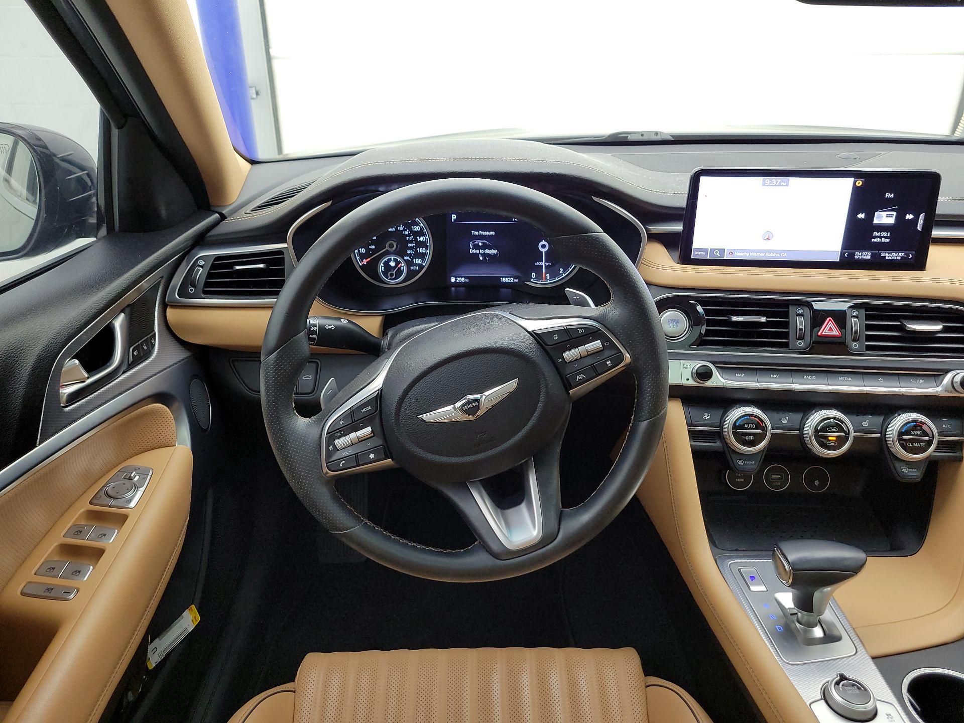 Thumbnail: 2022 Genesis G70 - 10