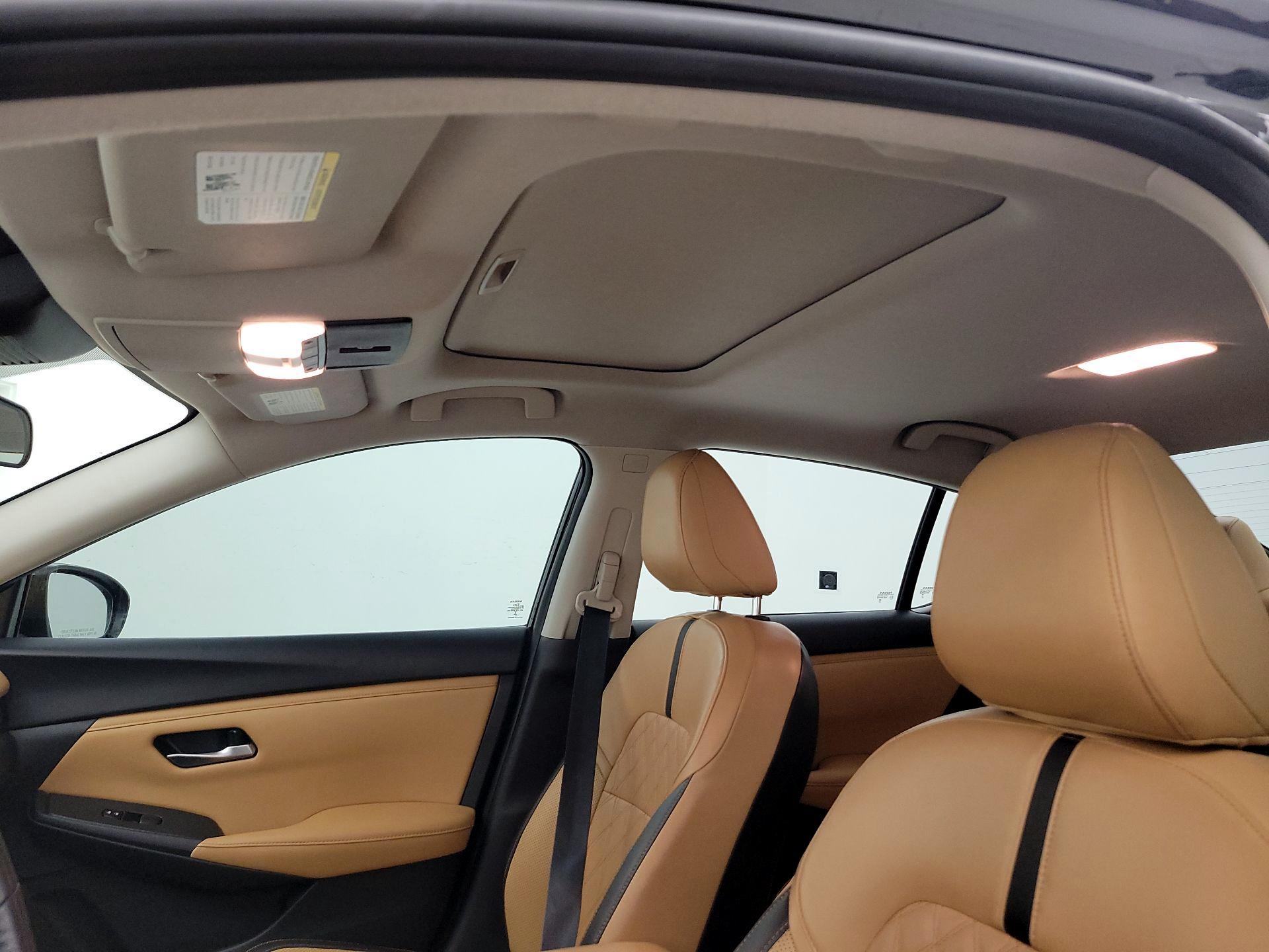 Thumbnail: 2023 Nissan Sentra - 19
