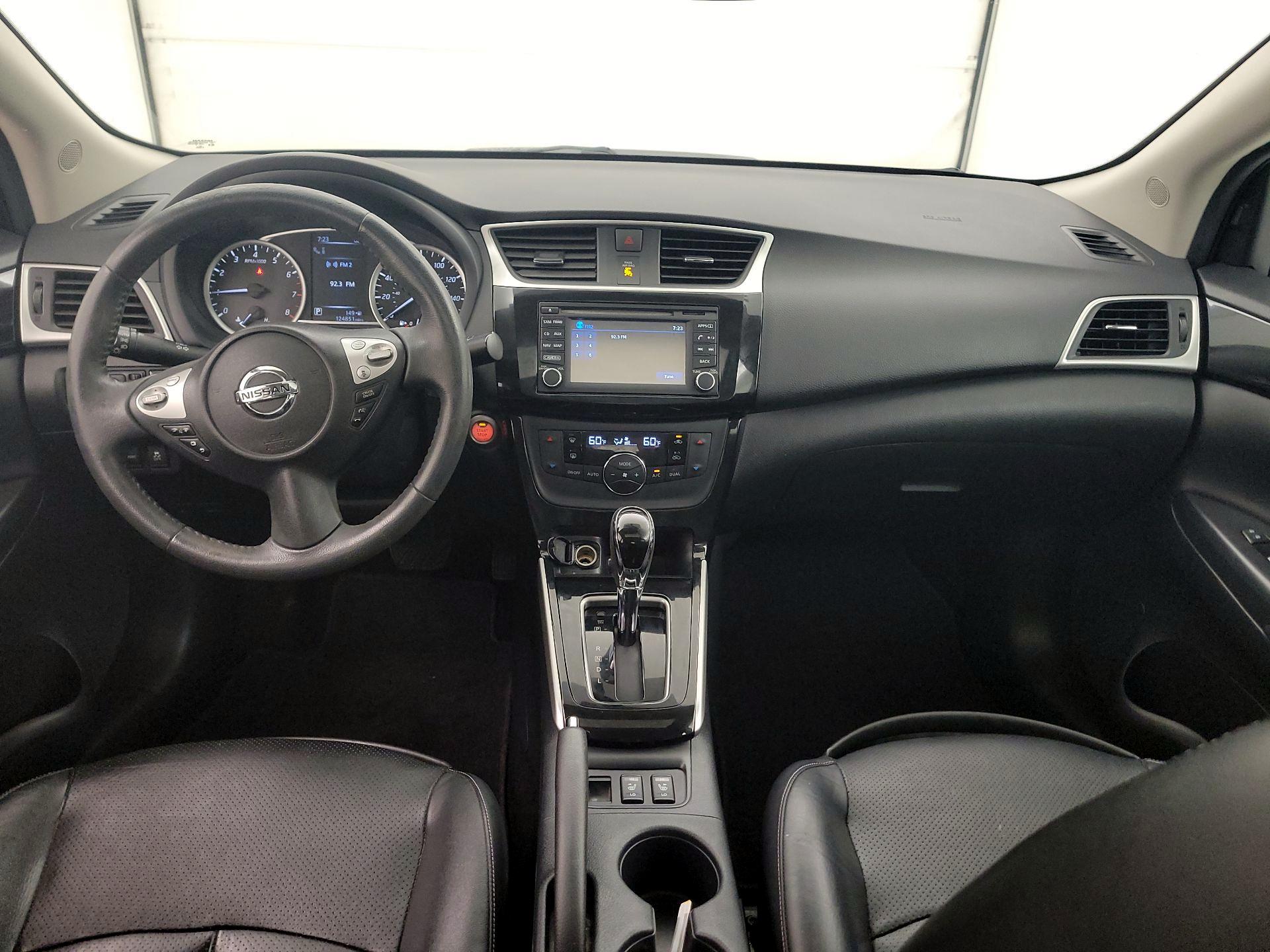 Thumbnail: 2016 Nissan Sentra - 9