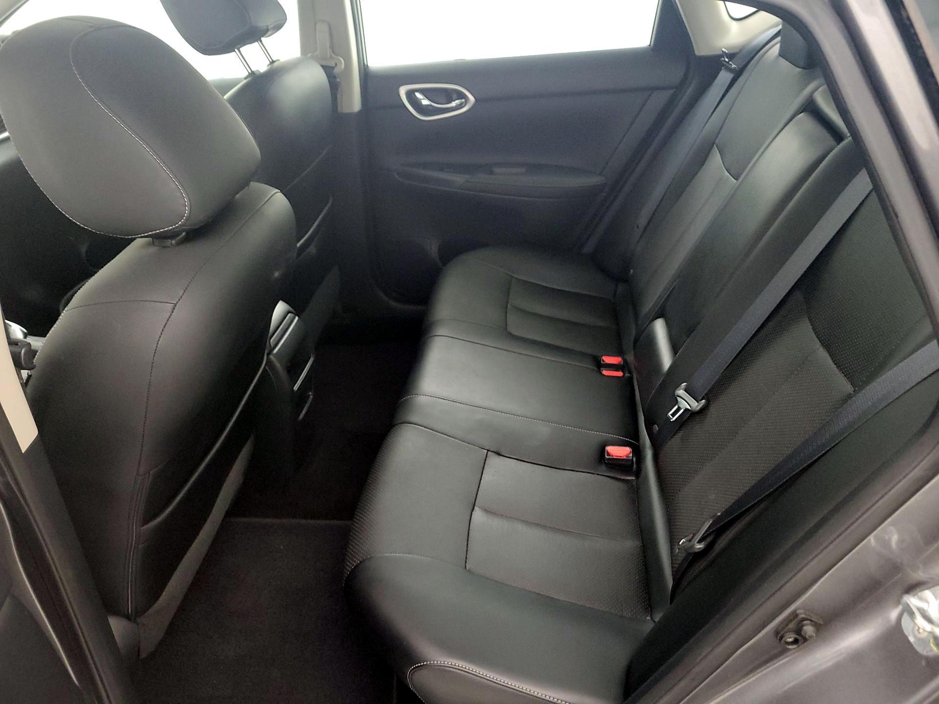 Thumbnail: 2016 Nissan Sentra - 20