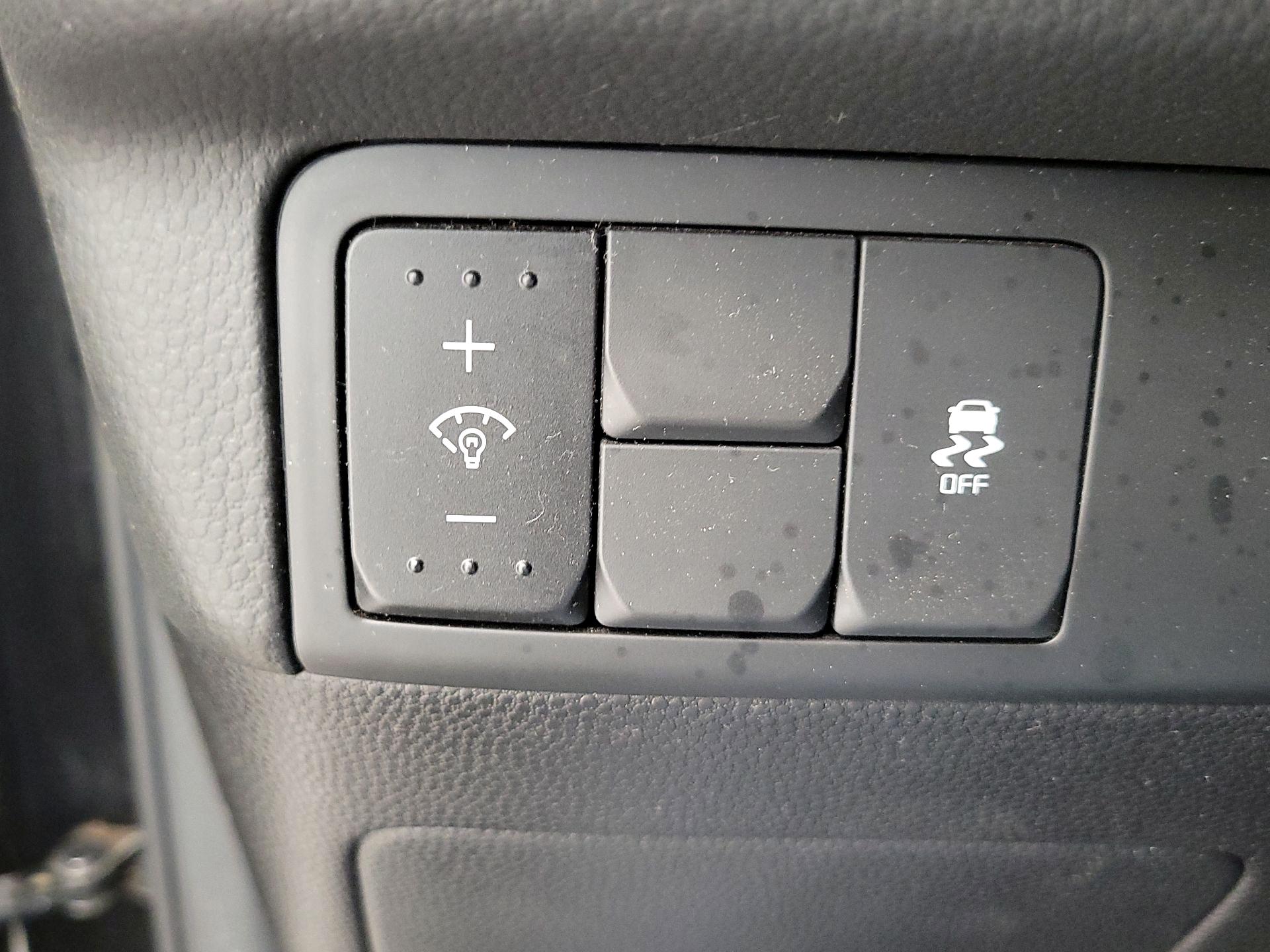 Thumbnail: 2016 Kia Soul - 13