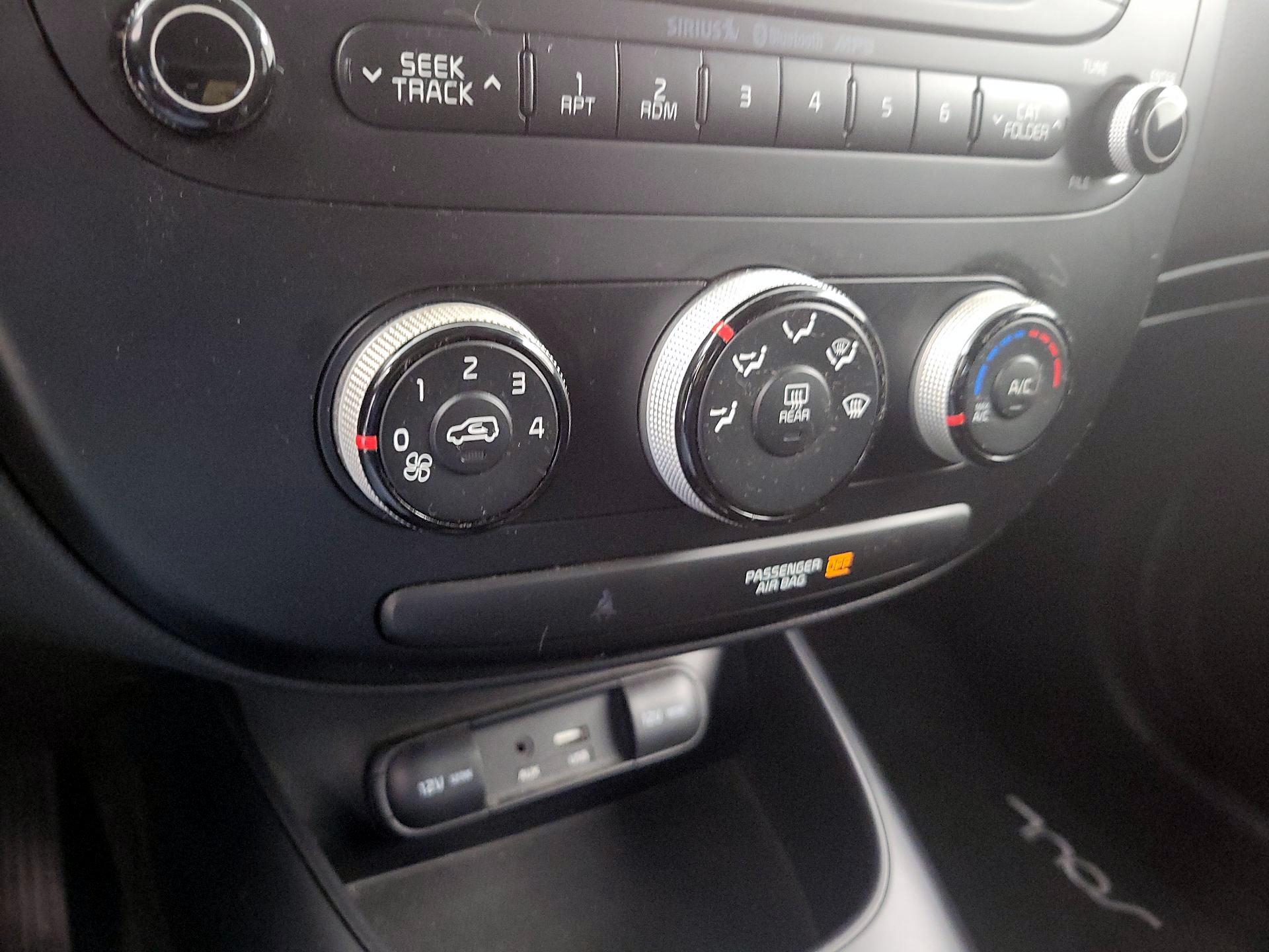 Thumbnail: 2016 Kia Soul - 15