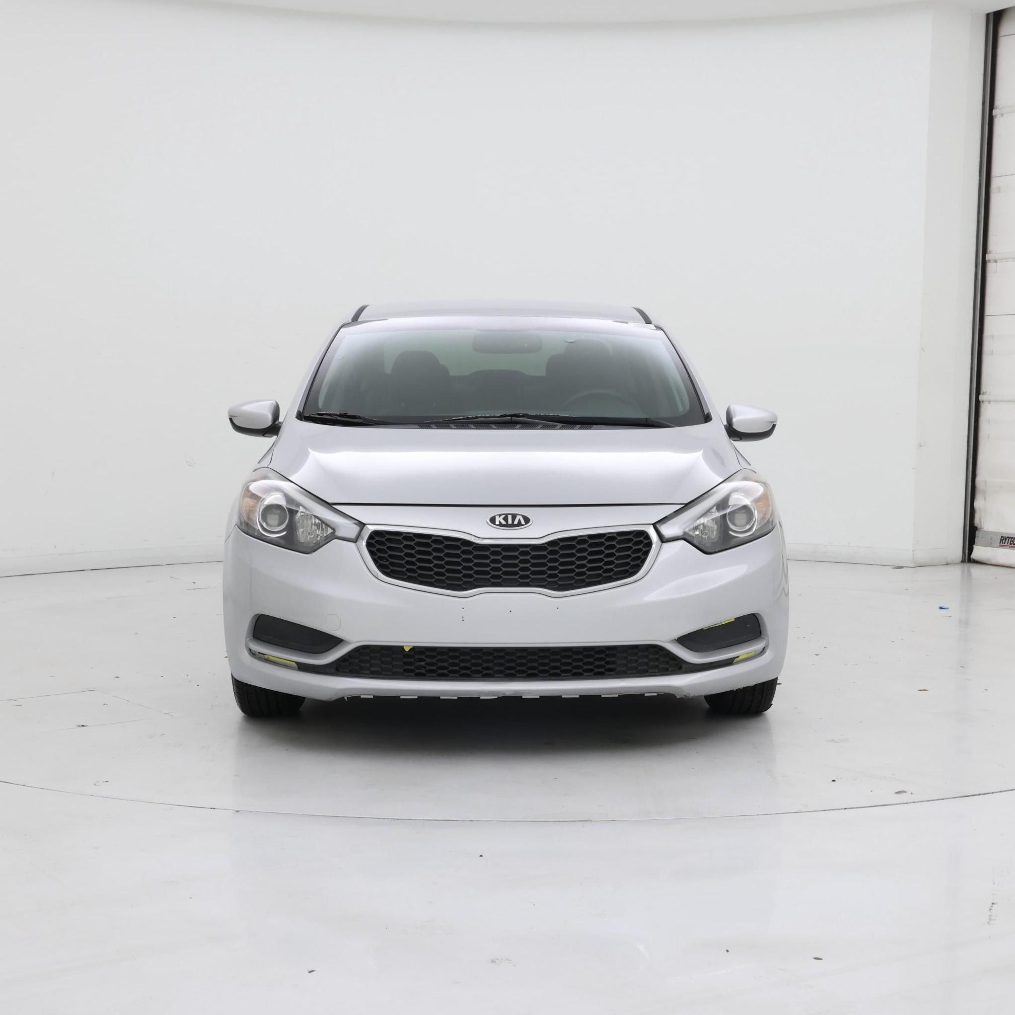 Thumbnail: 2016 Kia Forte - 5