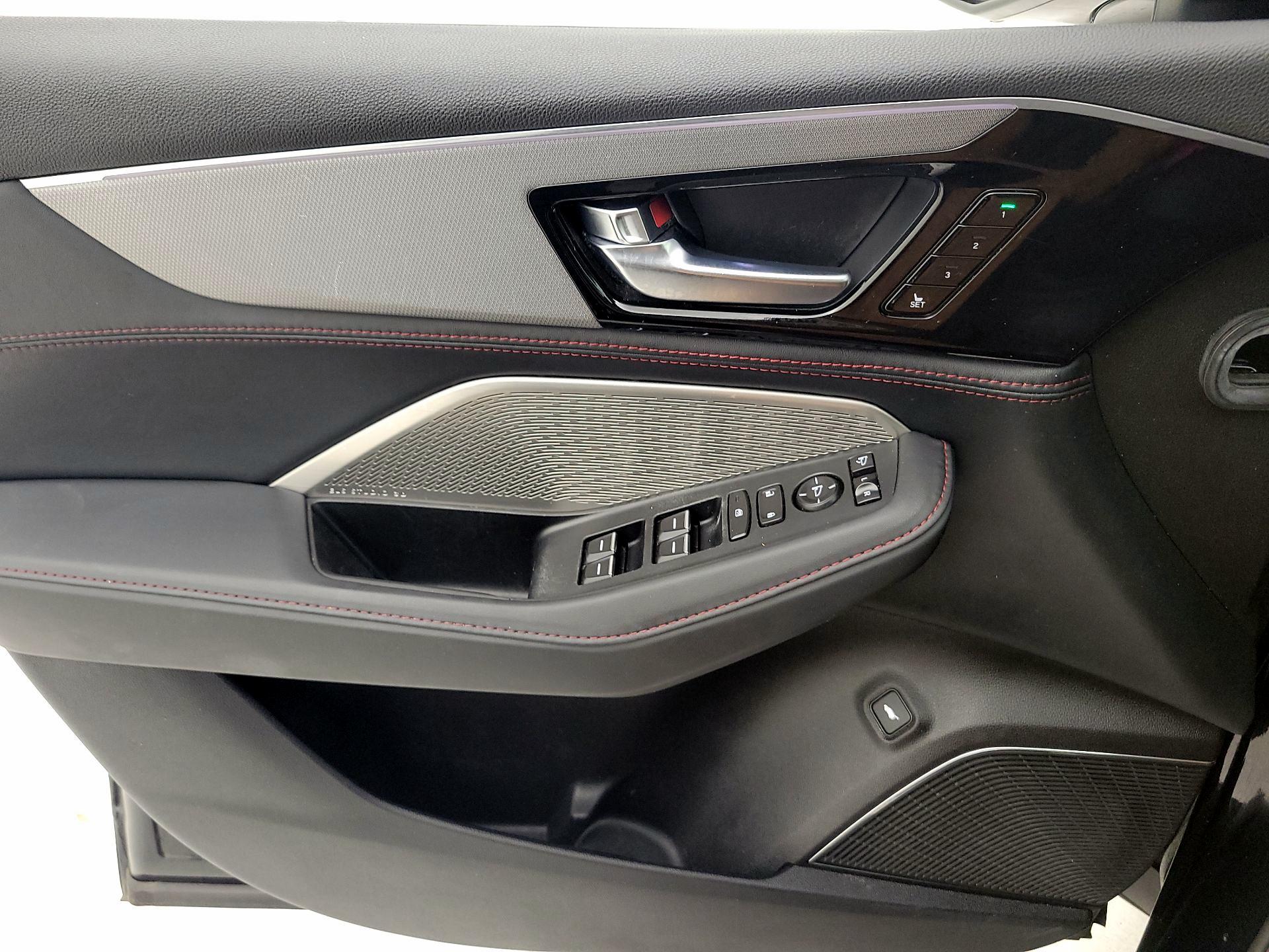 Thumbnail: 2023 Acura MDX - 12