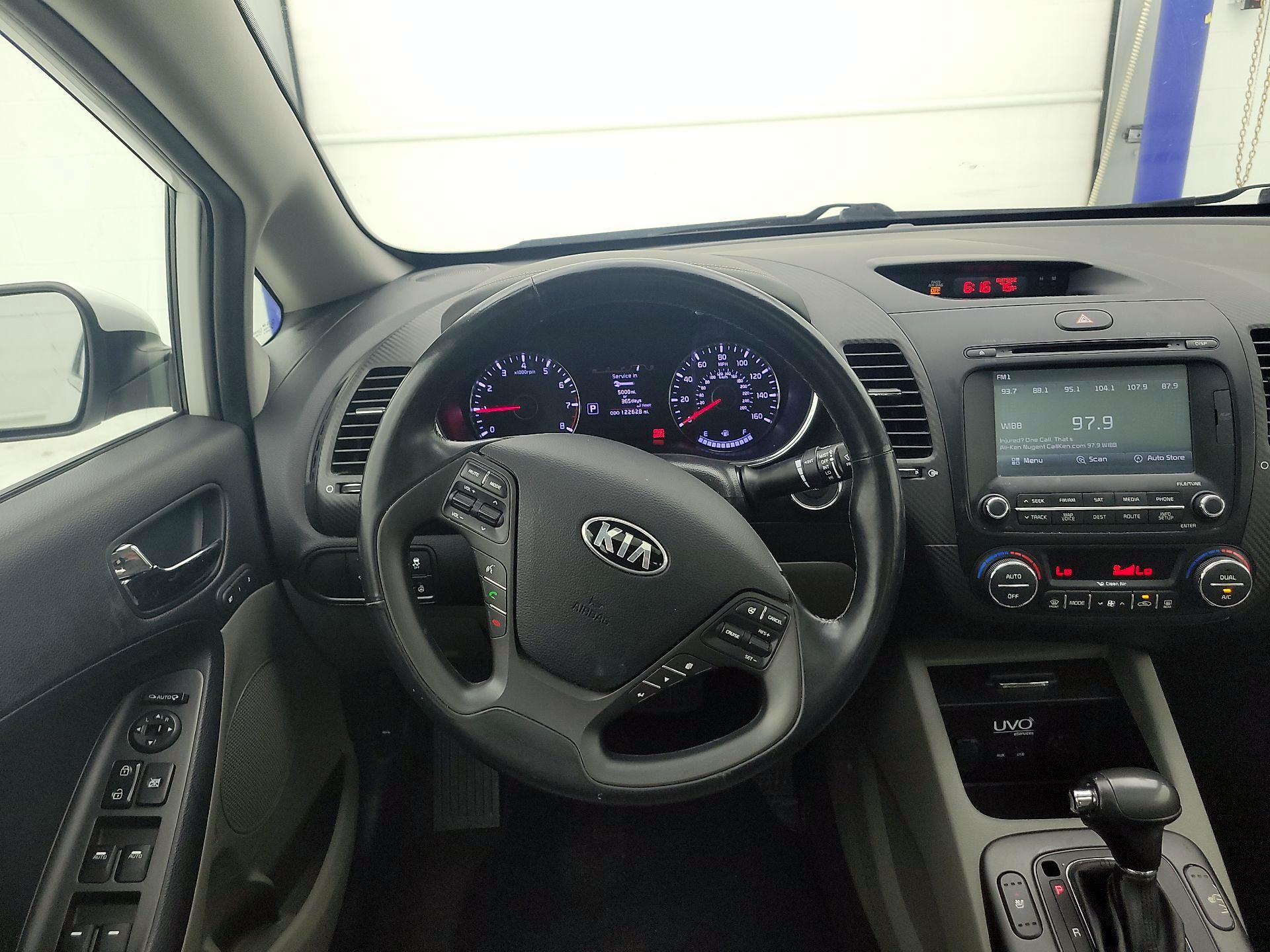 Thumbnail: 2014 Kia Forte - 10