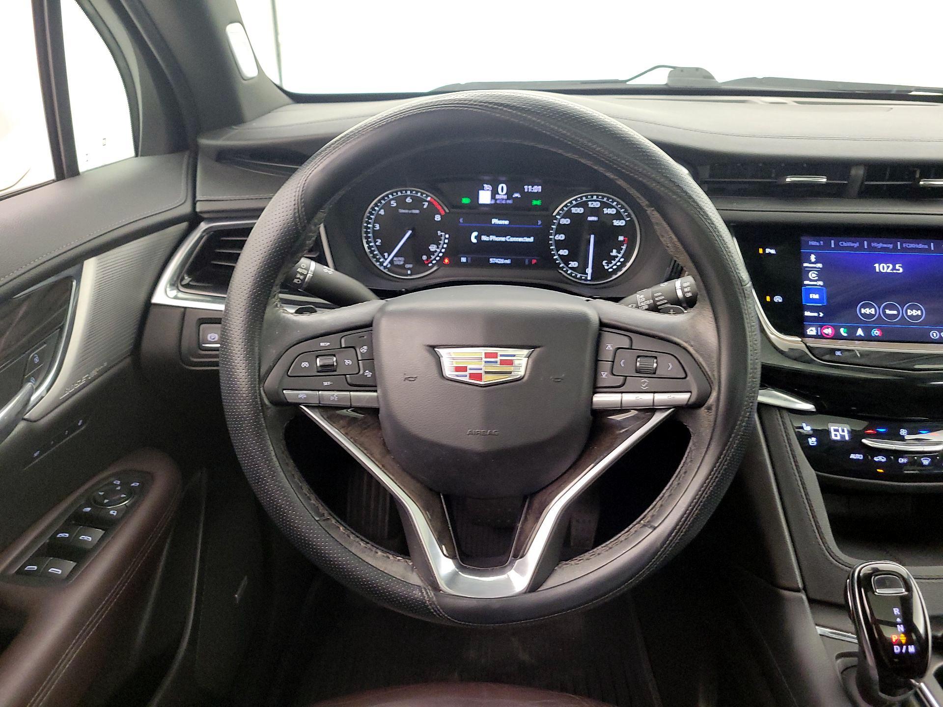 Thumbnail: 2023 Cadillac XT6 - 10
