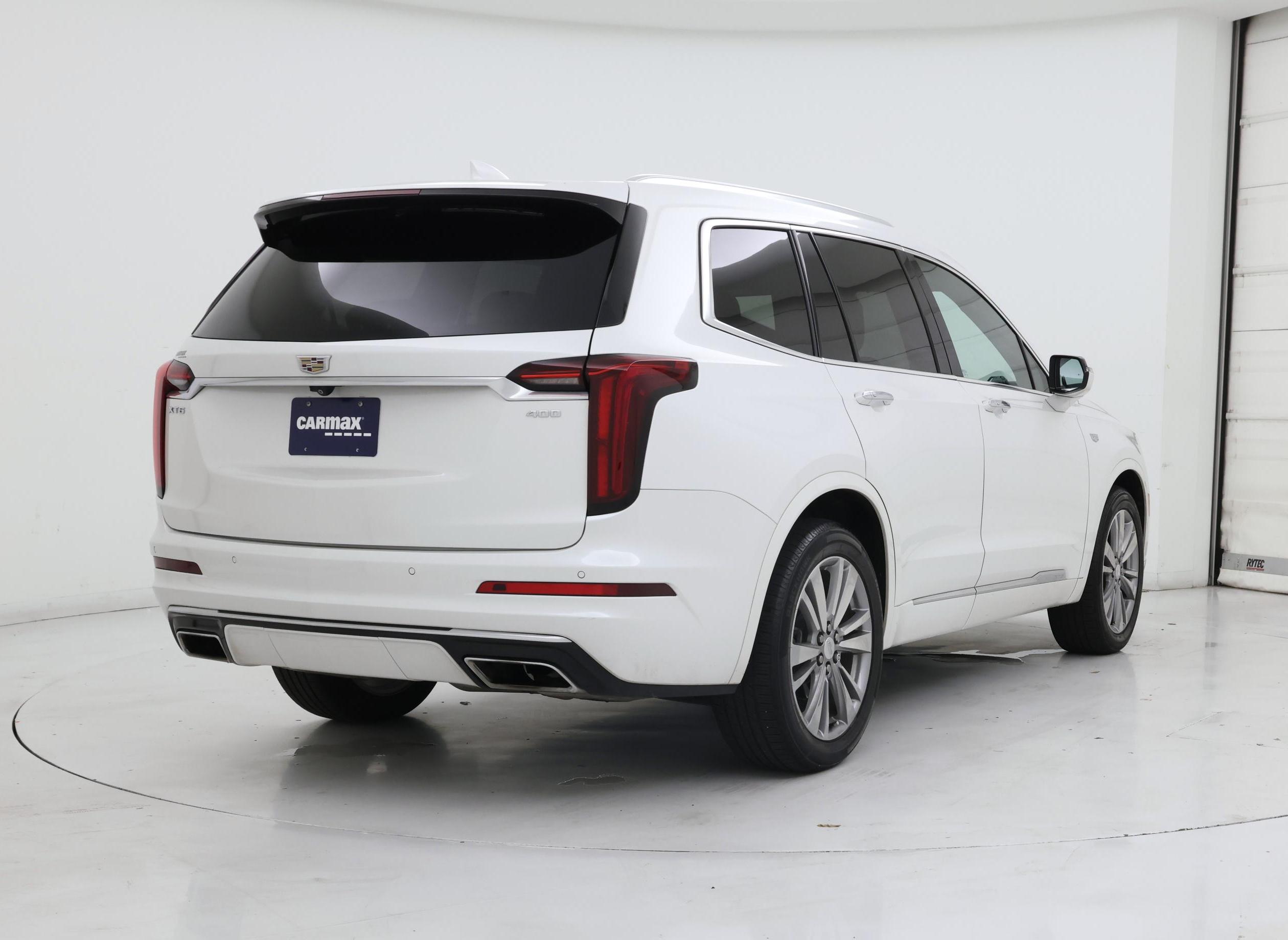 Thumbnail: 2023 Cadillac XT6 - 8
