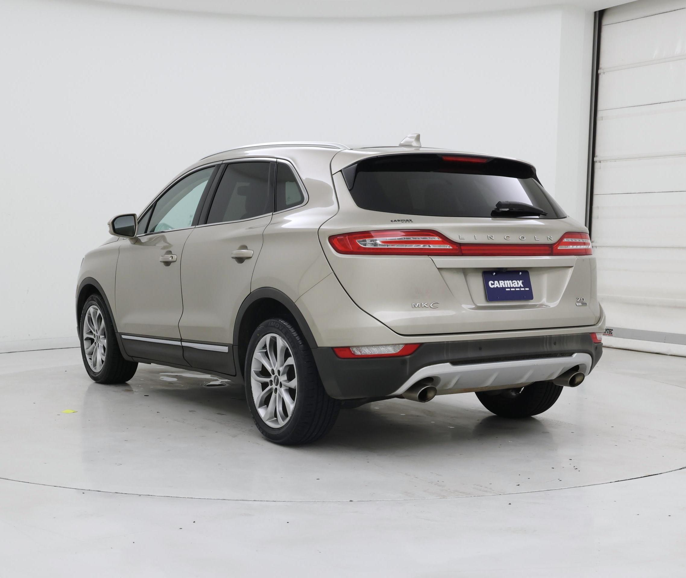 Thumbnail: 2015 Lincoln MKC - 2