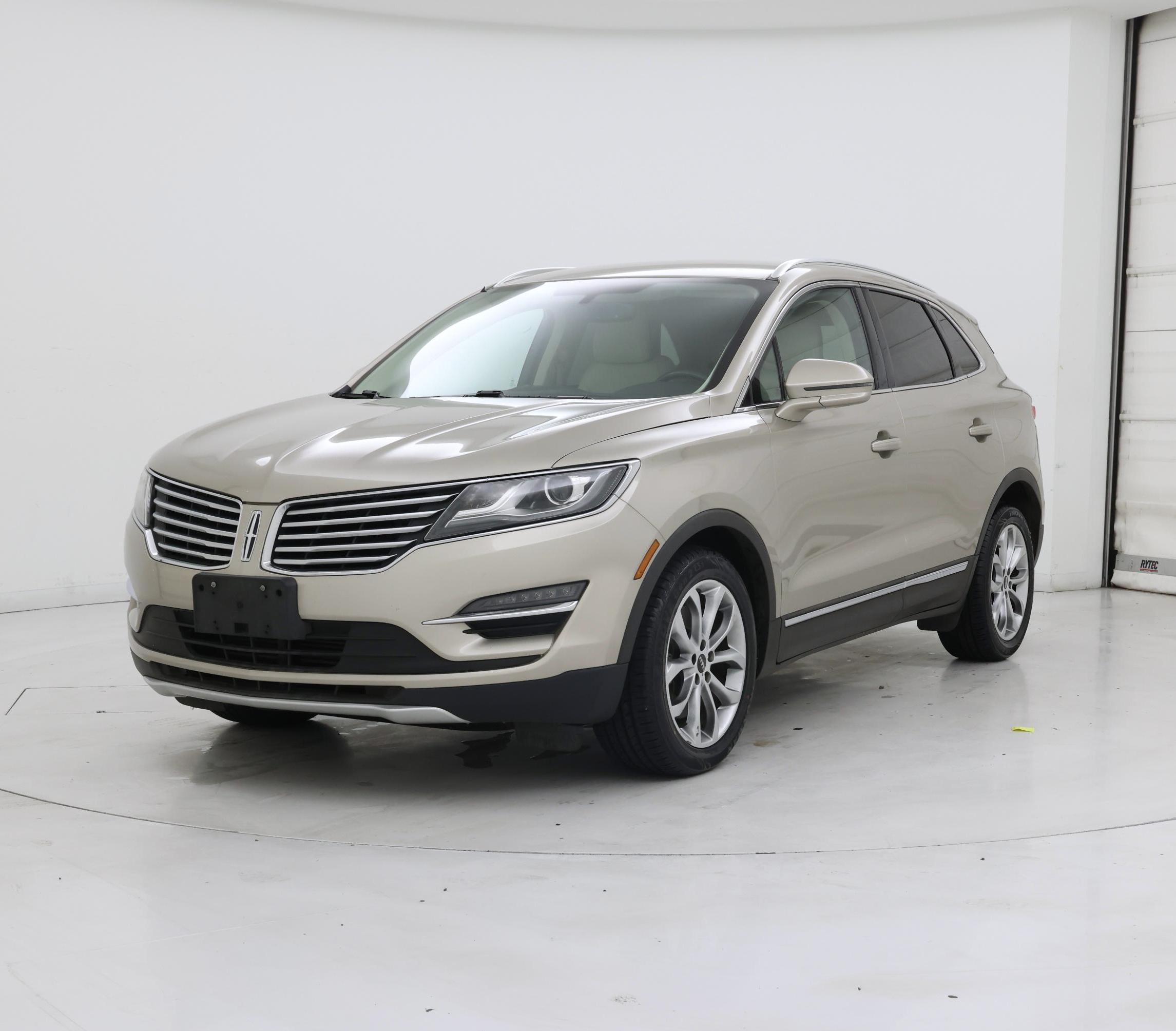 Thumbnail: 2015 Lincoln MKC - 4