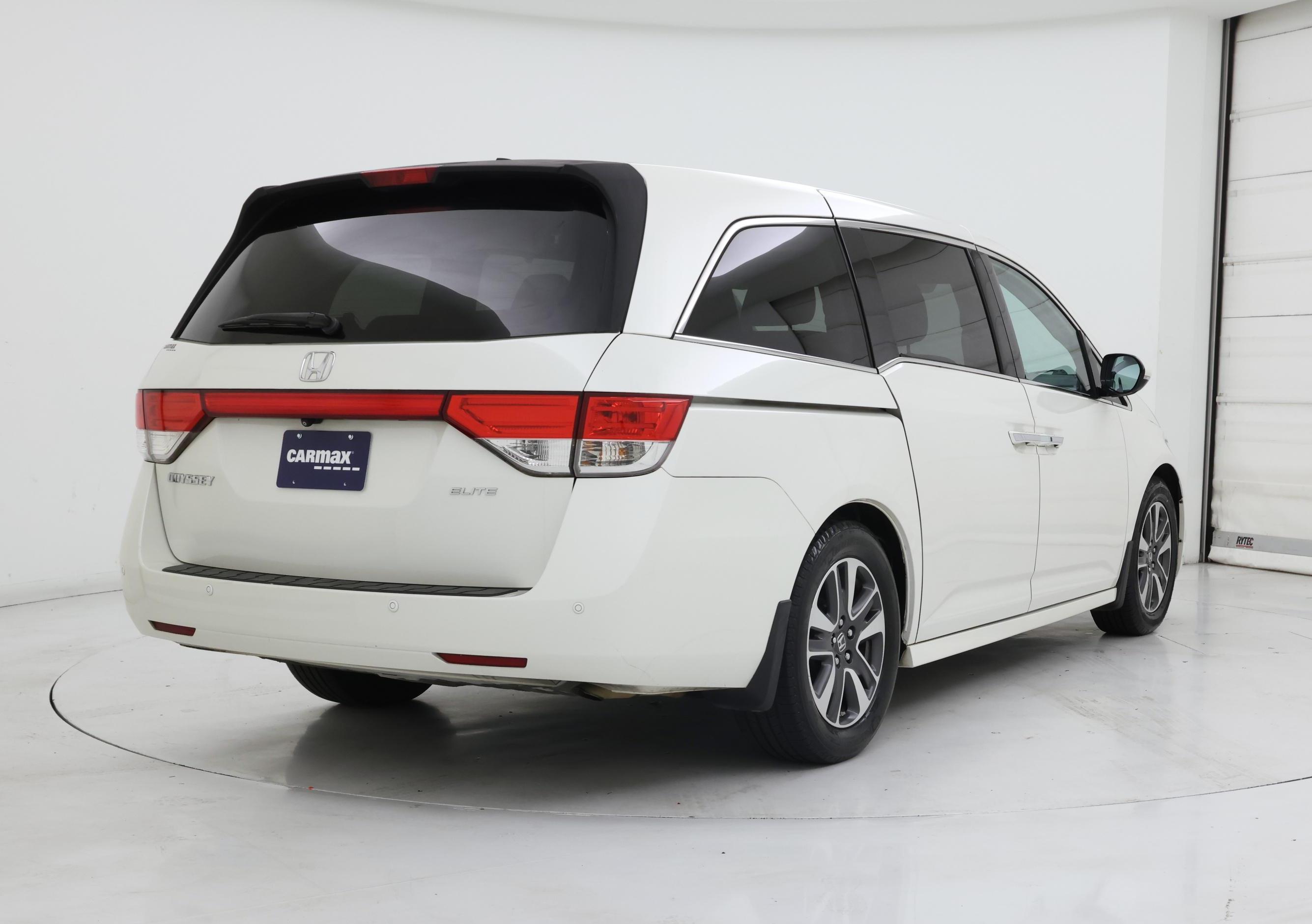 Thumbnail: 2015 Honda Odyssey - 8