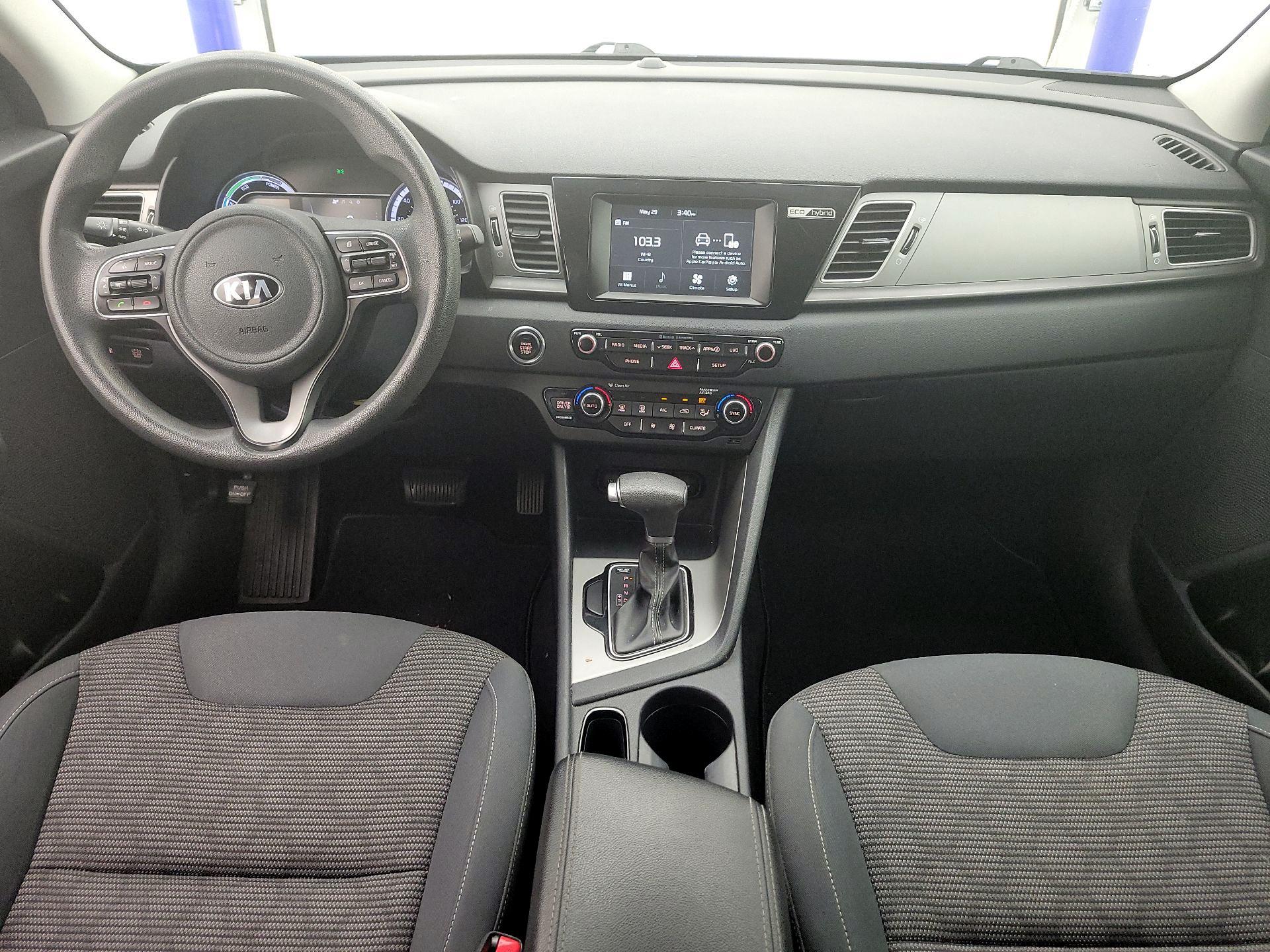 Thumbnail: 2017 Kia Niro - 9