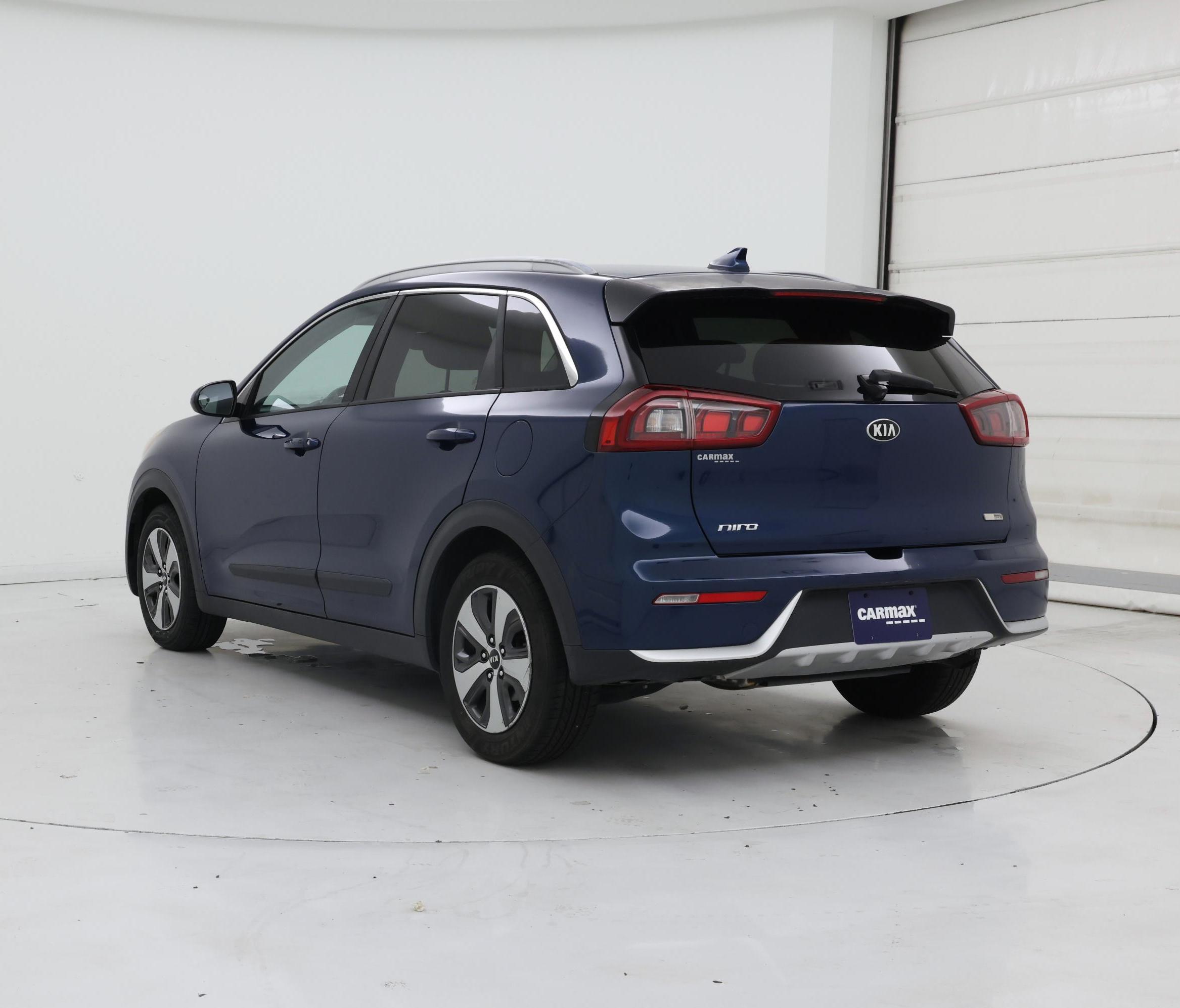 Thumbnail: 2017 Kia Niro - 2
