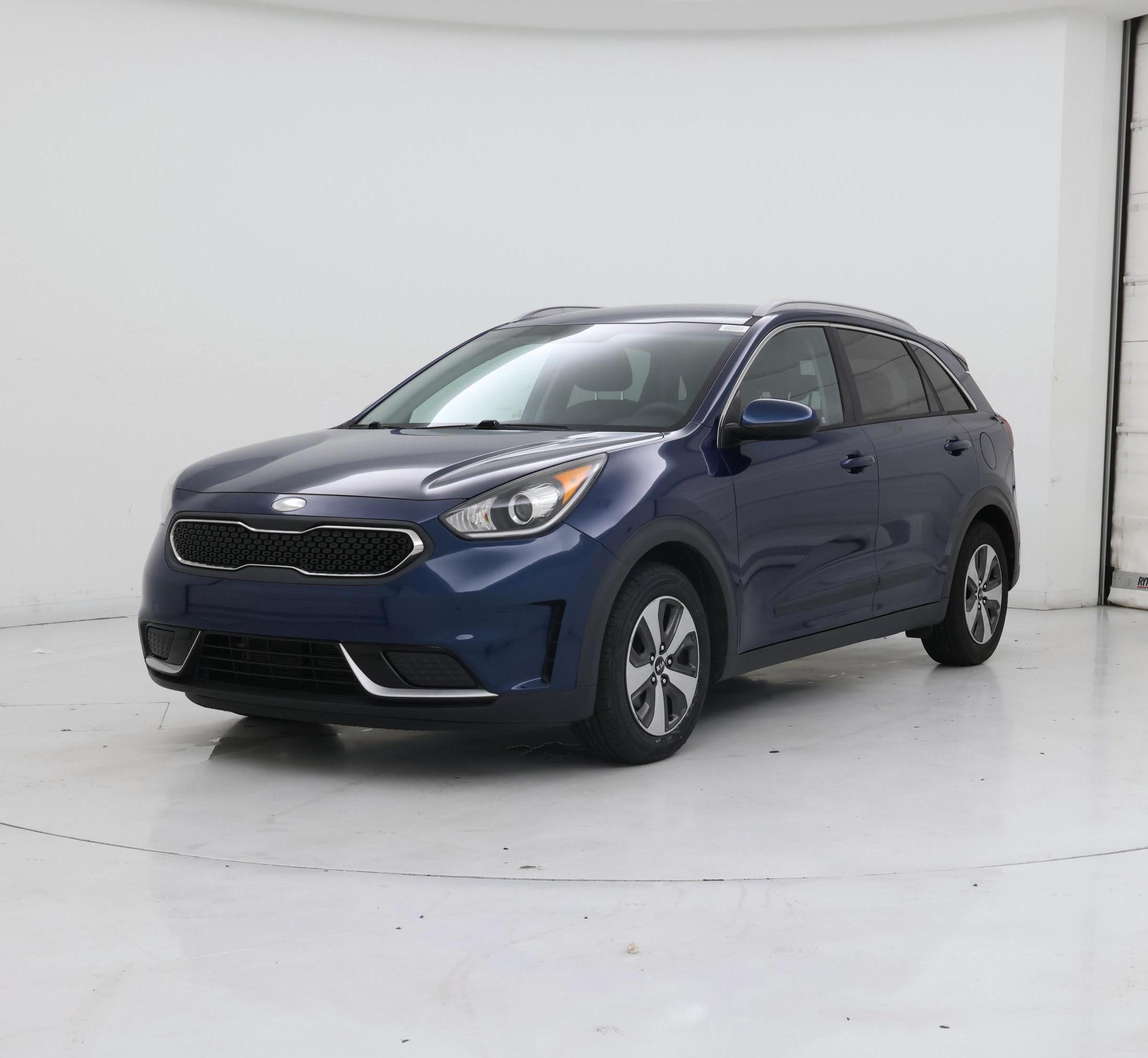 Thumbnail: 2017 Kia Niro - 4