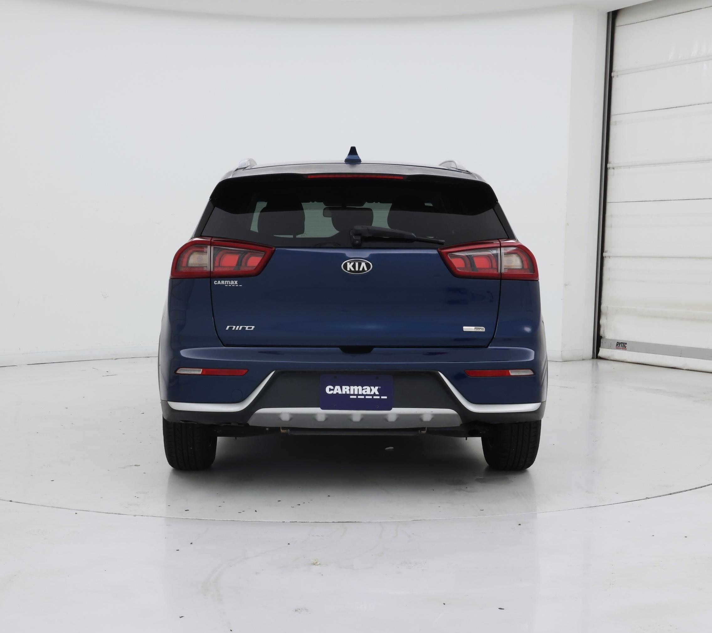 Thumbnail: 2017 Kia Niro - 6