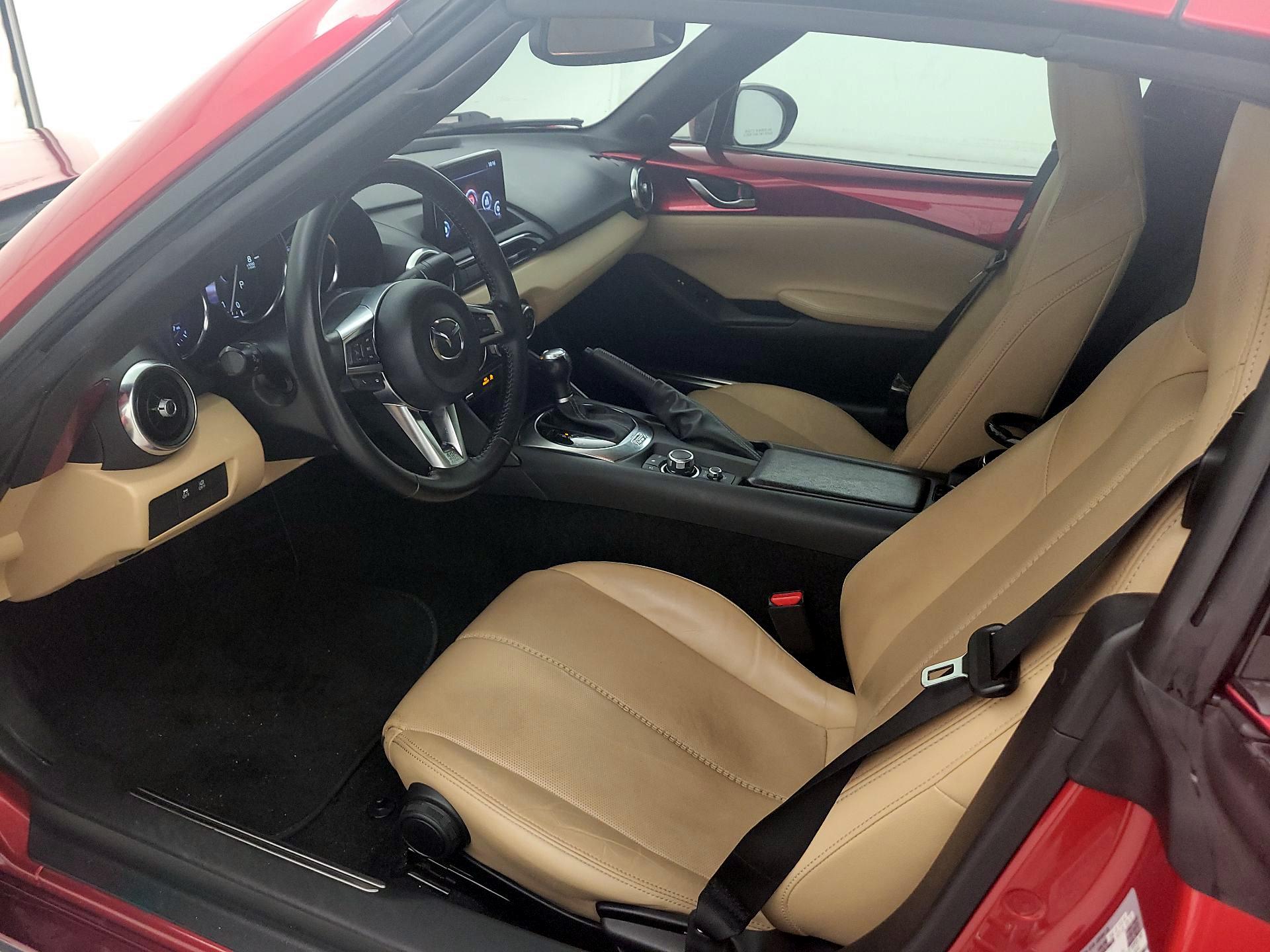 Thumbnail: 2020 Mazda MX-5 Miata - 11