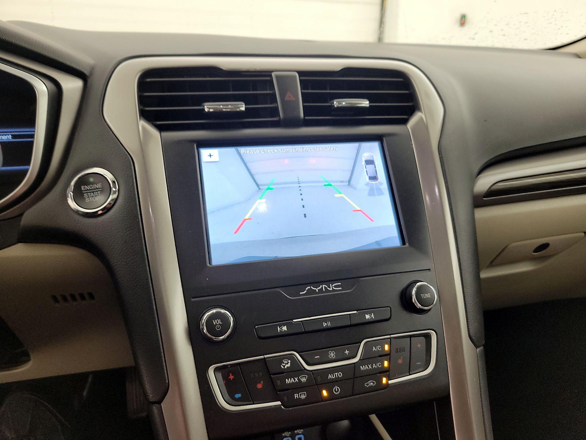 Thumbnail: 2019 Ford Fusion - 13