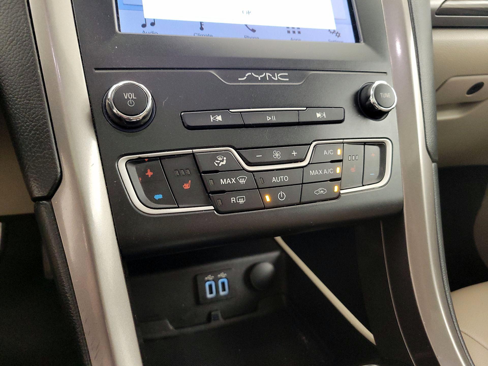 Thumbnail: 2019 Ford Fusion - 15