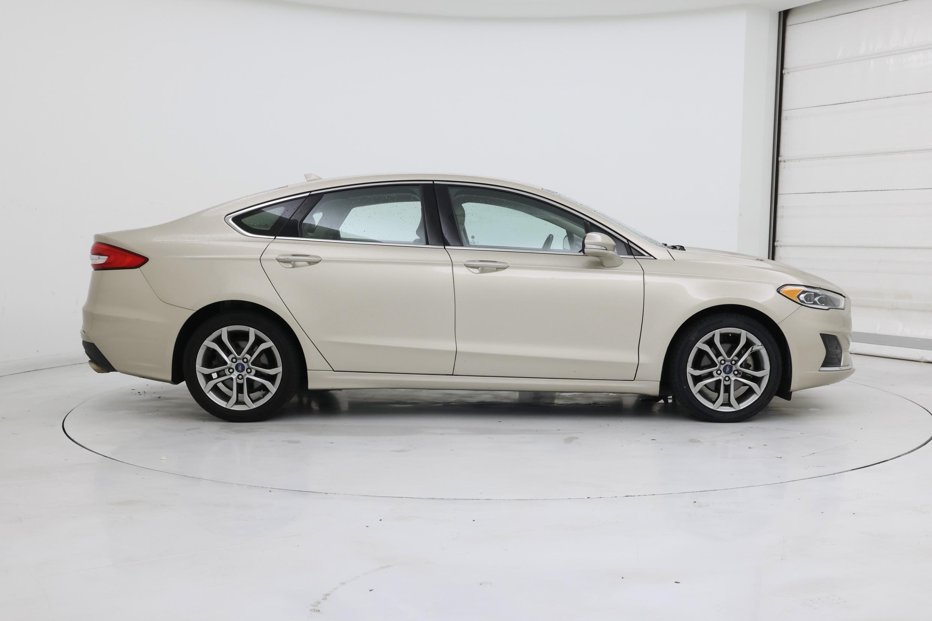 Thumbnail: 2019 Ford Fusion - 7