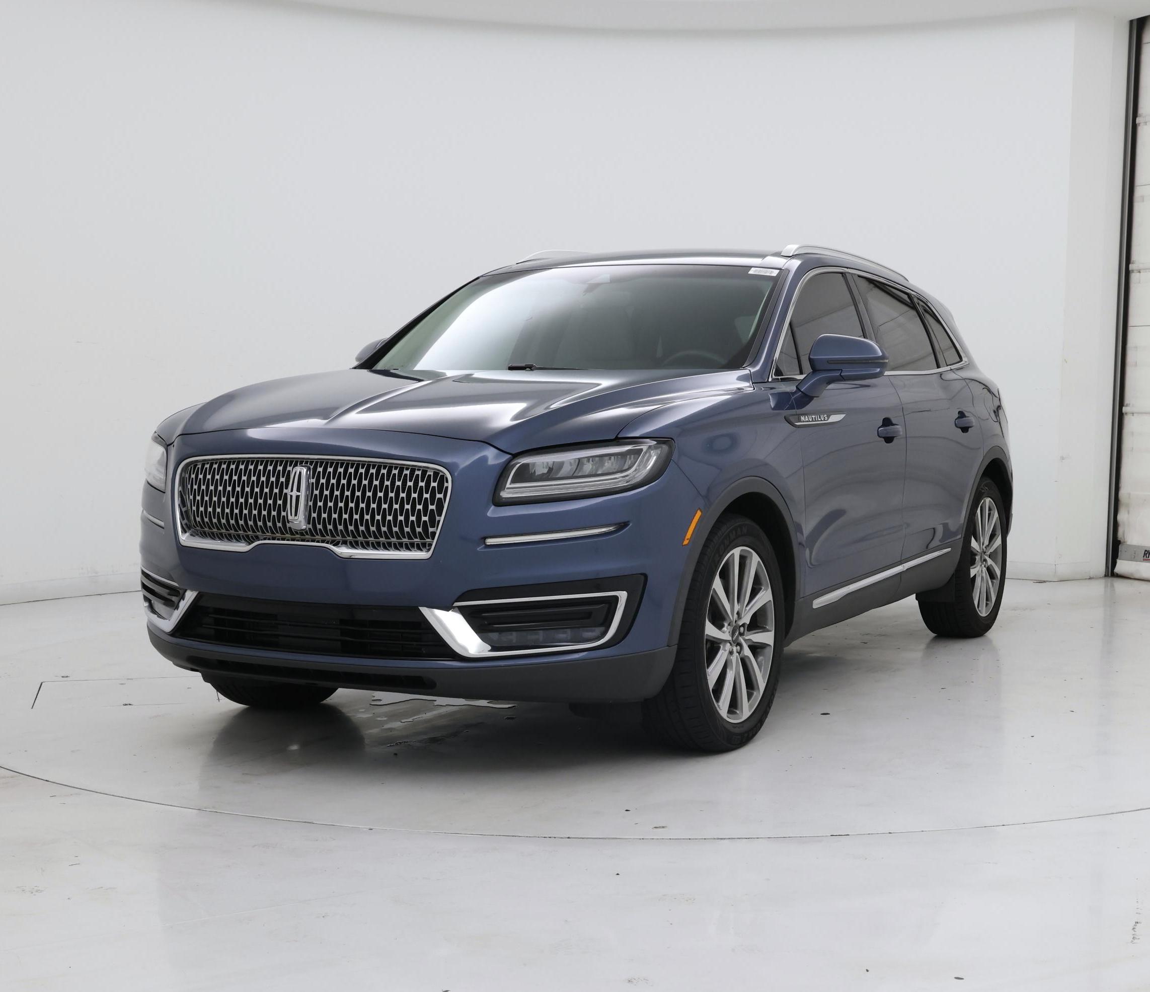 Thumbnail: 2019 Lincoln Nautilus - 4