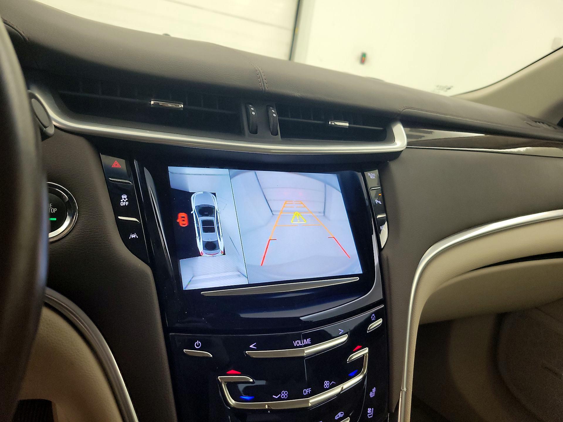 Thumbnail: 2016 Cadillac XTS - 13