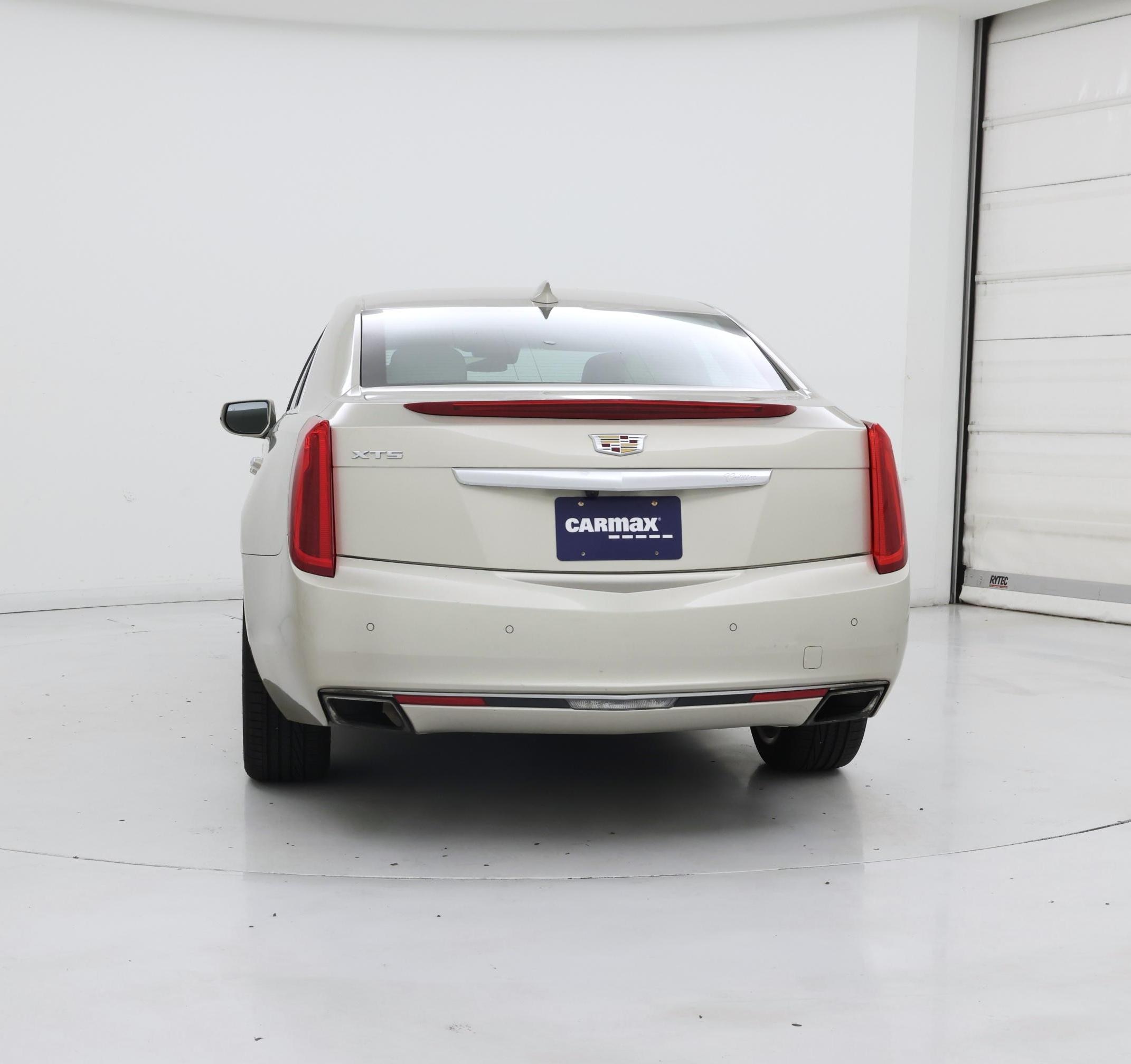 Thumbnail: 2016 Cadillac XTS - 6