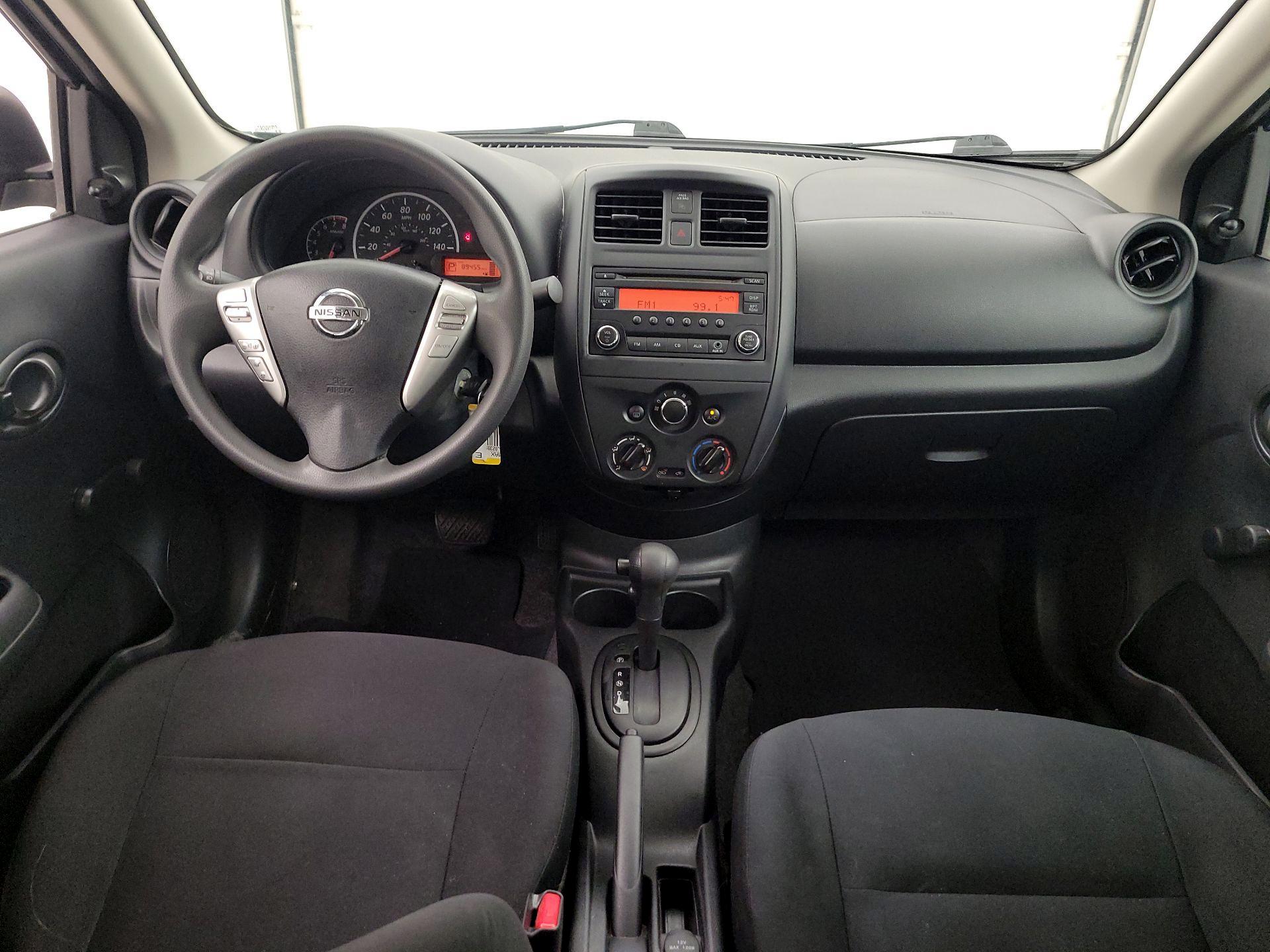 Thumbnail: 2015 Nissan Versa - 9
