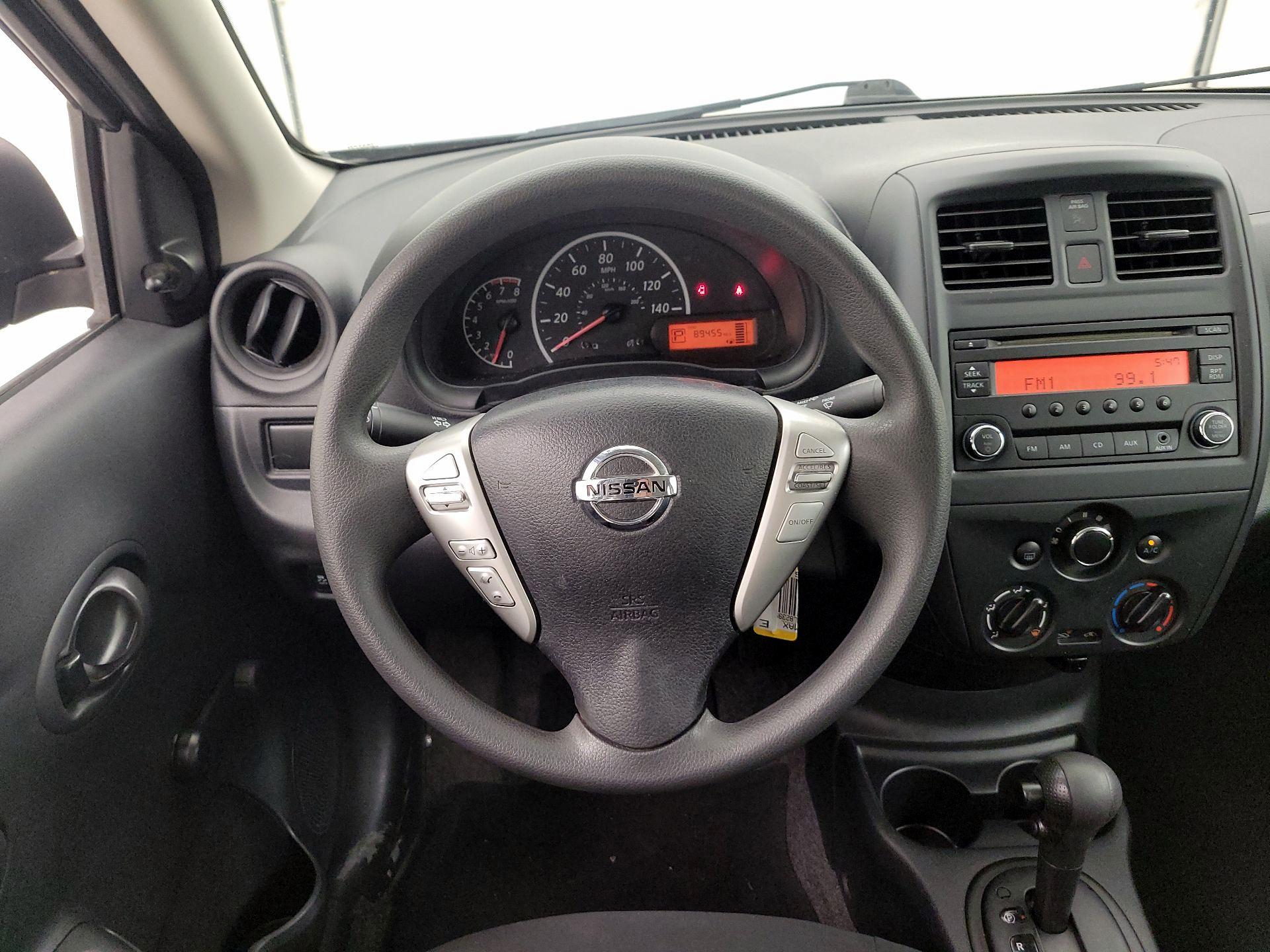 Thumbnail: 2015 Nissan Versa - 10