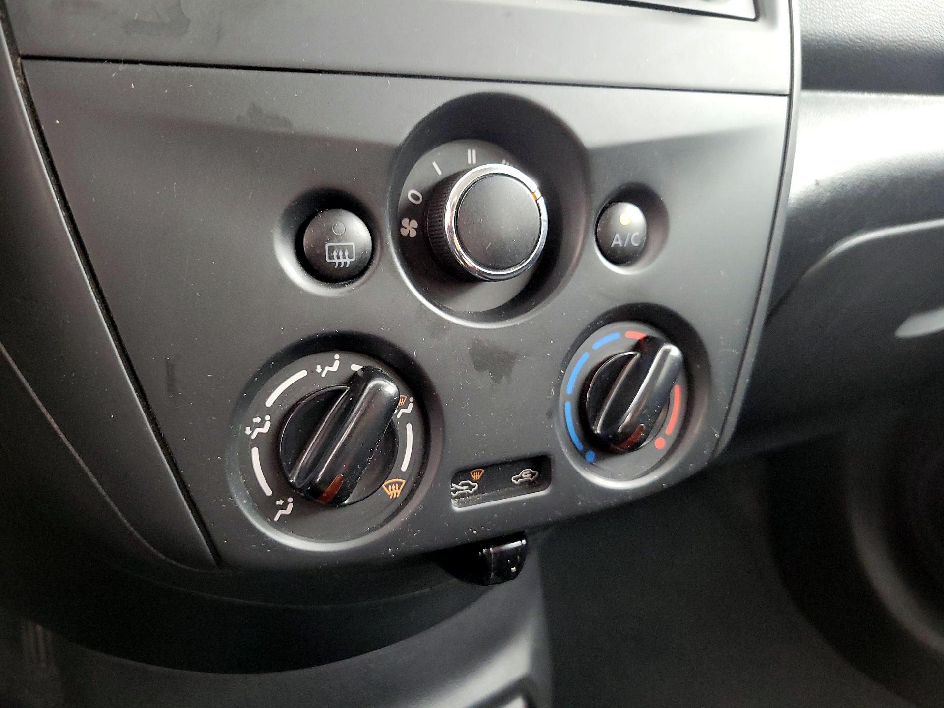 Thumbnail: 2015 Nissan Versa - 14
