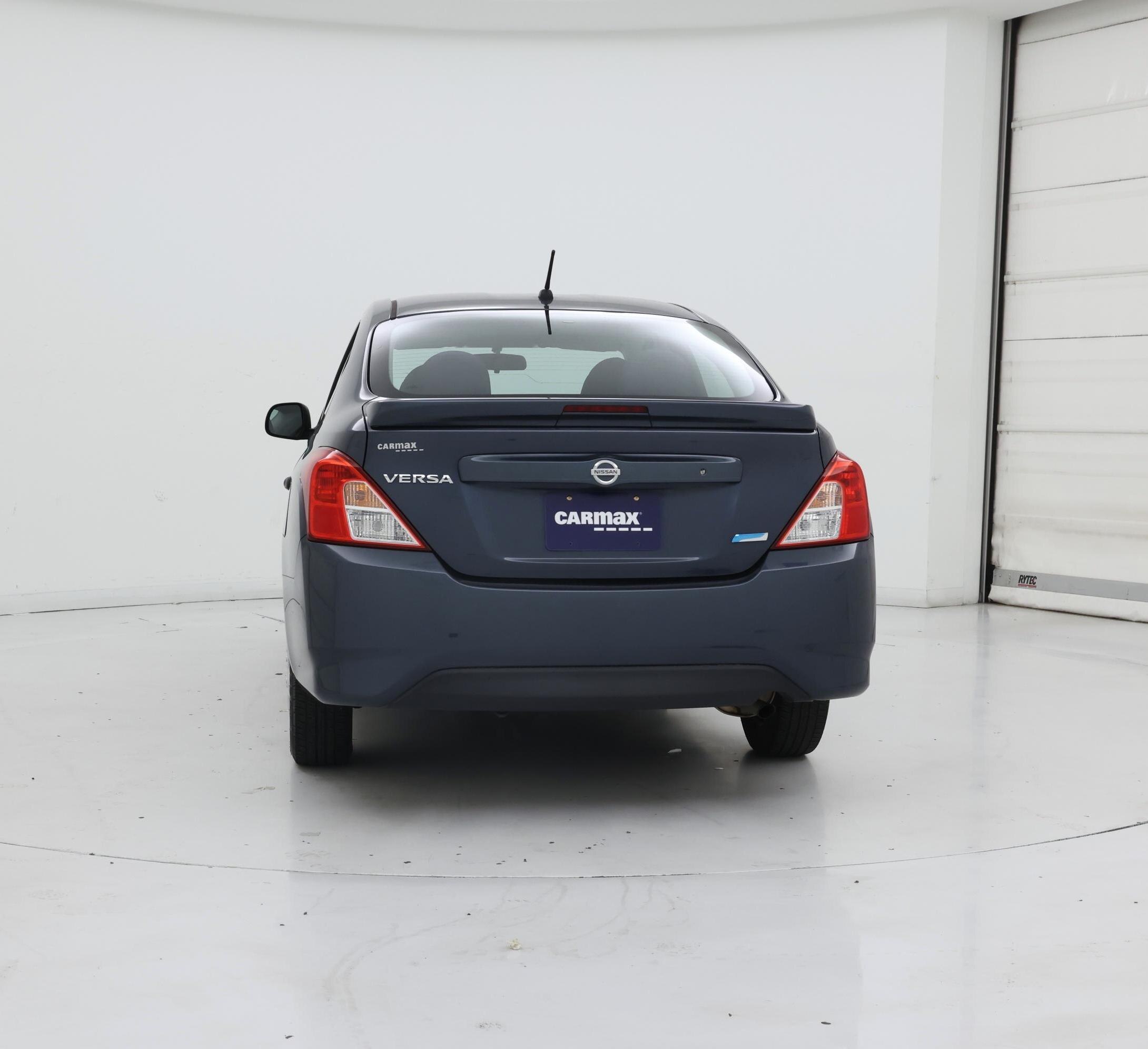 Thumbnail: 2015 Nissan Versa - 6