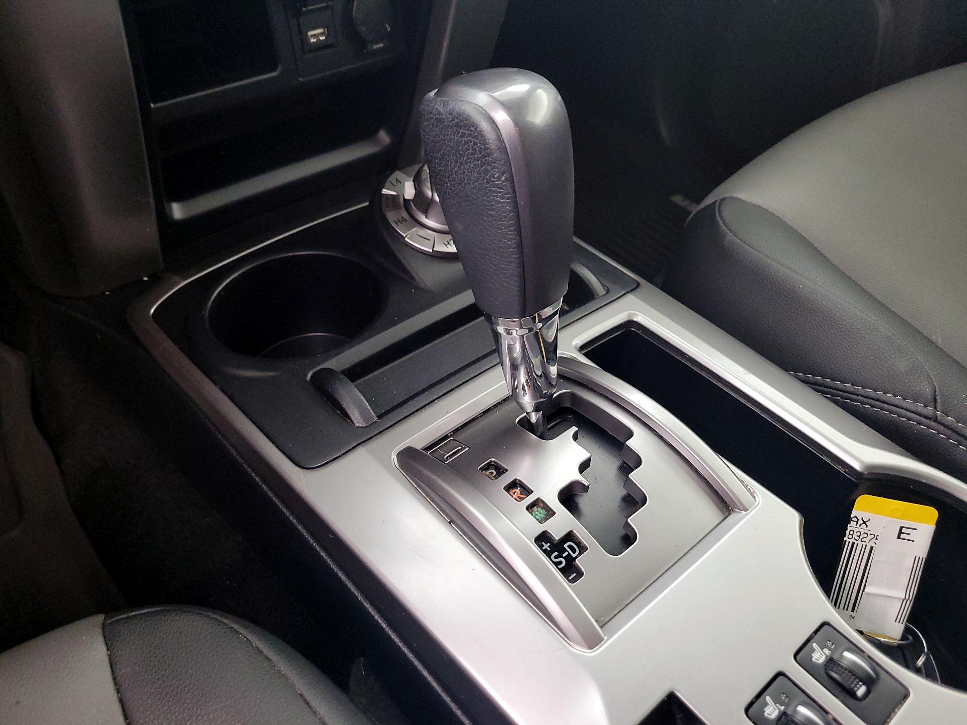 Thumbnail: 2020 Toyota 4Runner - 17