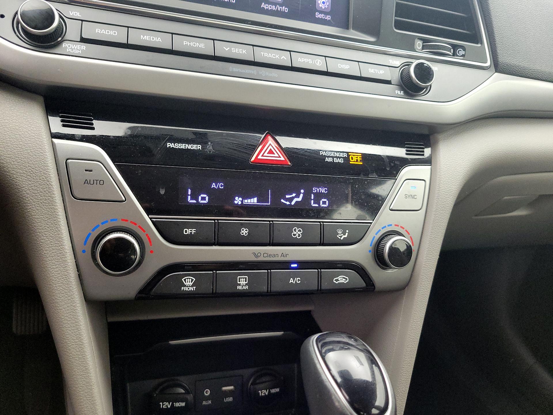 Thumbnail: 2018 Hyundai Elantra - 16