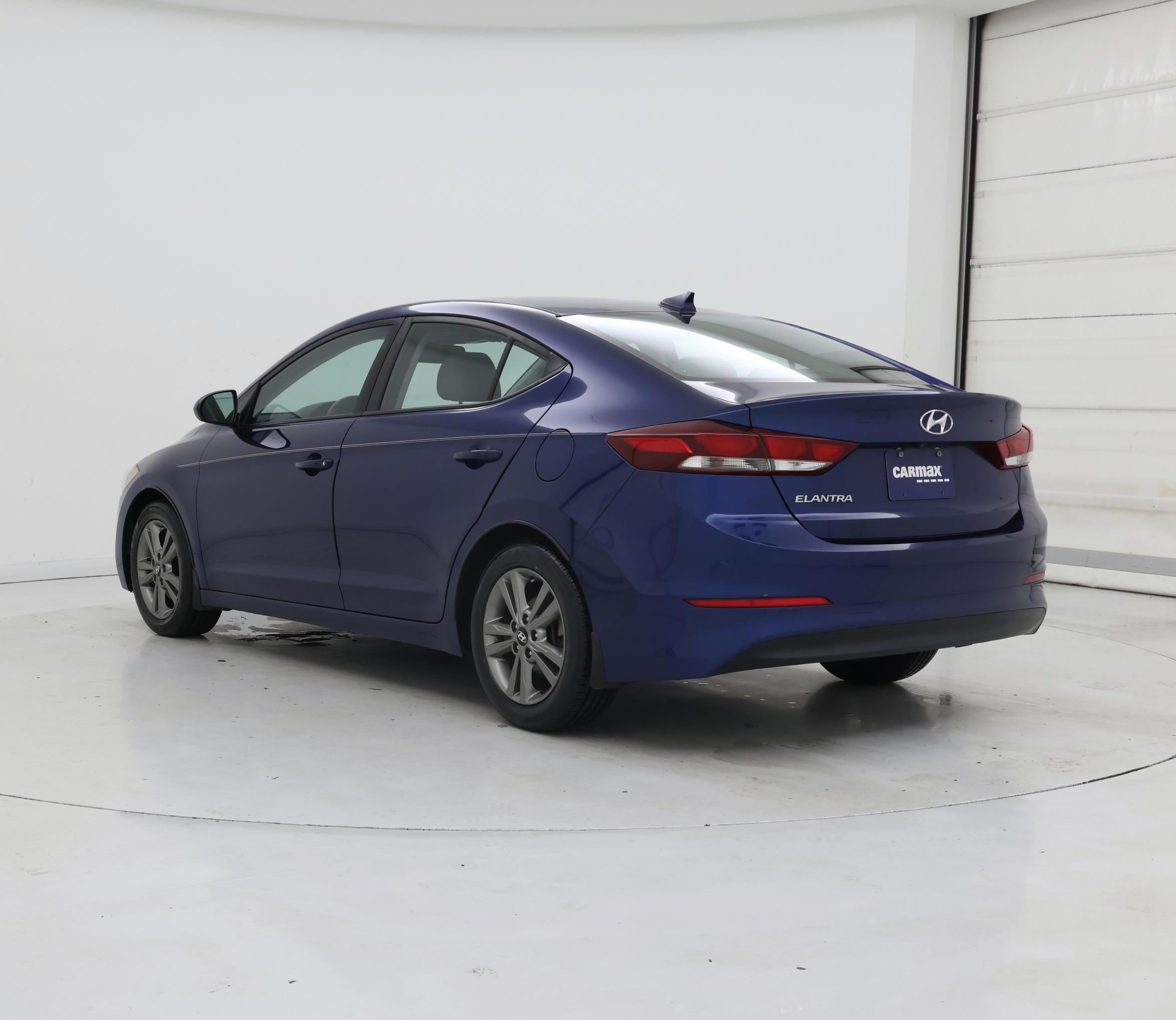 Thumbnail: 2018 Hyundai Elantra - 2