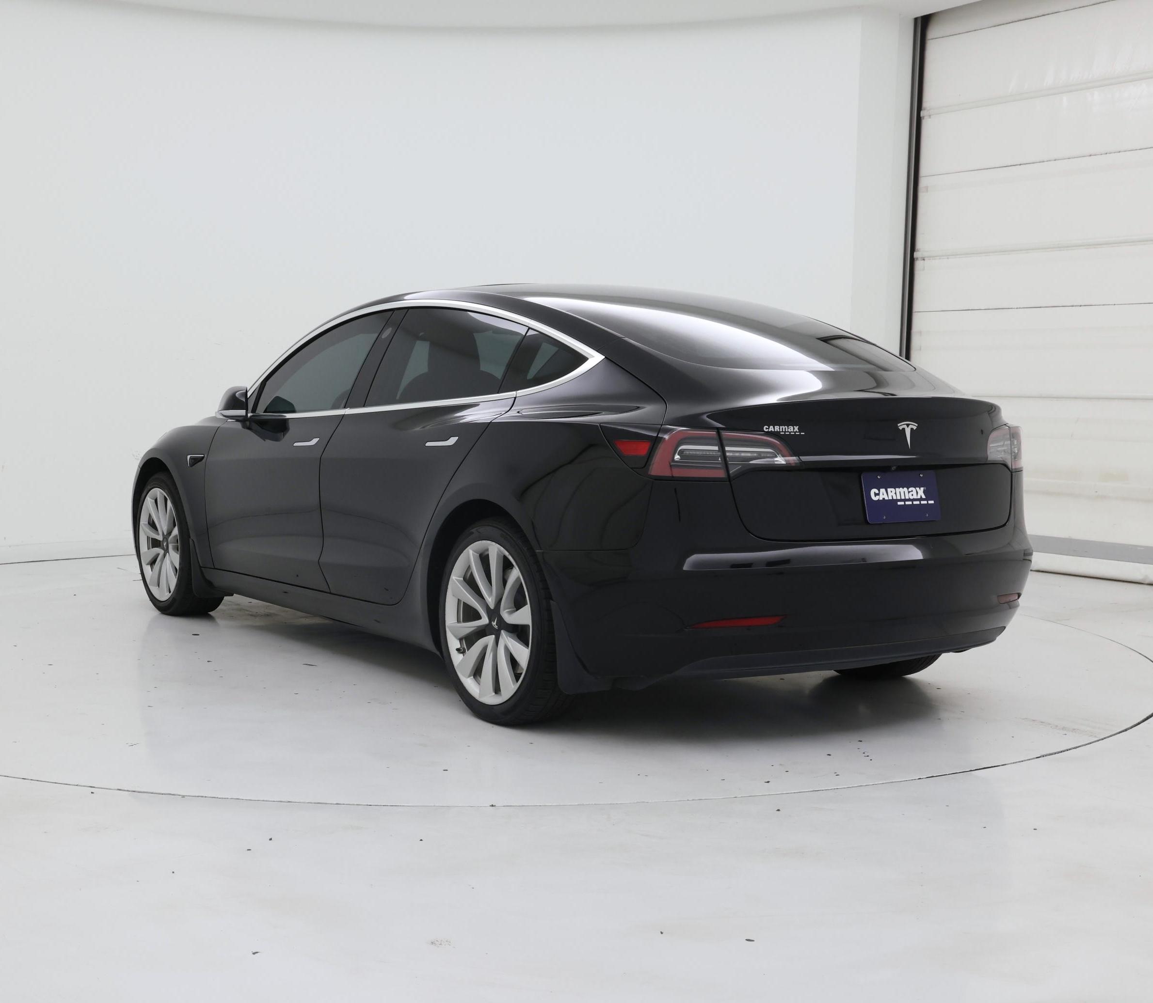 Thumbnail: 2019 Tesla Model 3 - 2