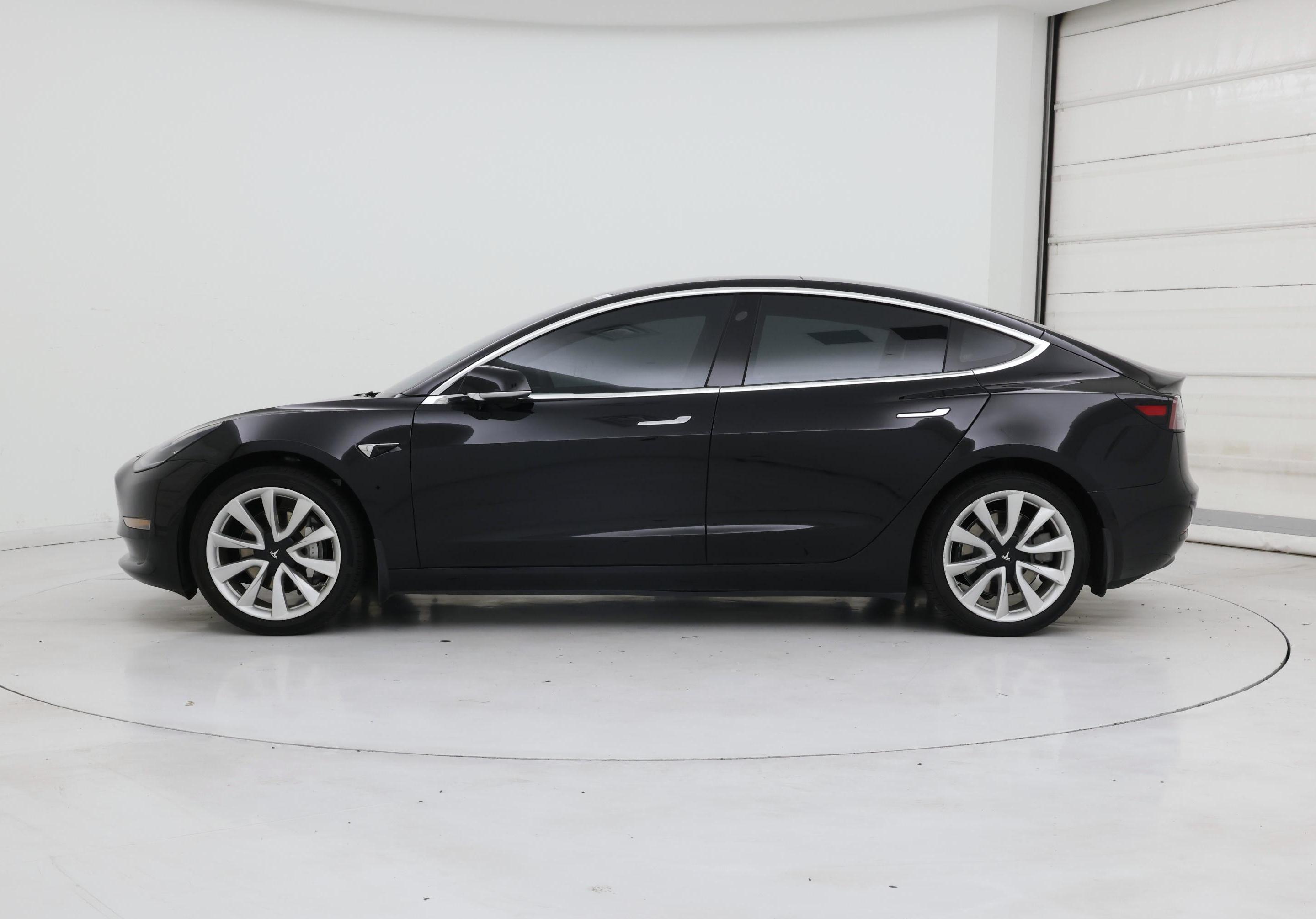 Thumbnail: 2019 Tesla Model 3 - 3