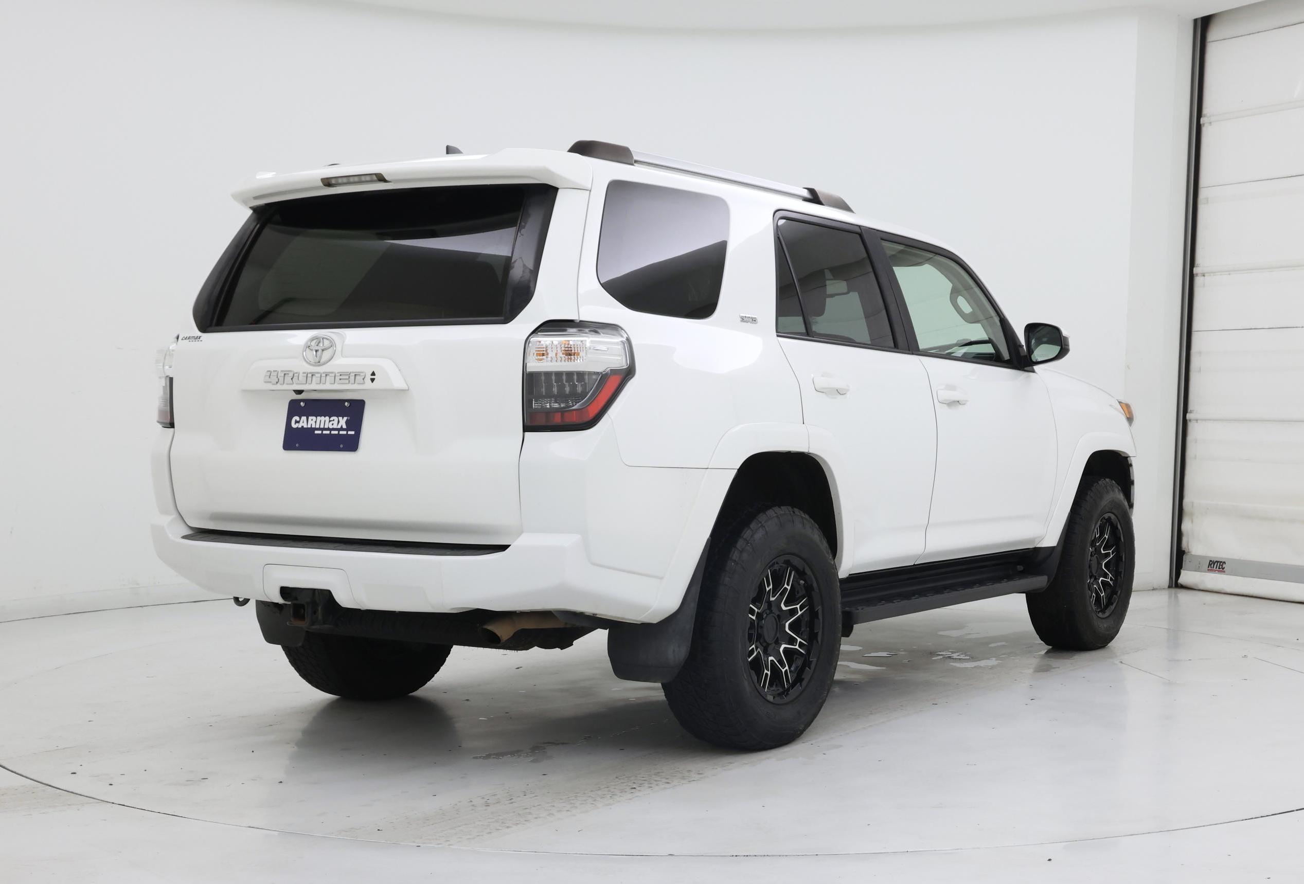 Thumbnail: 2021 Toyota 4Runner - 8