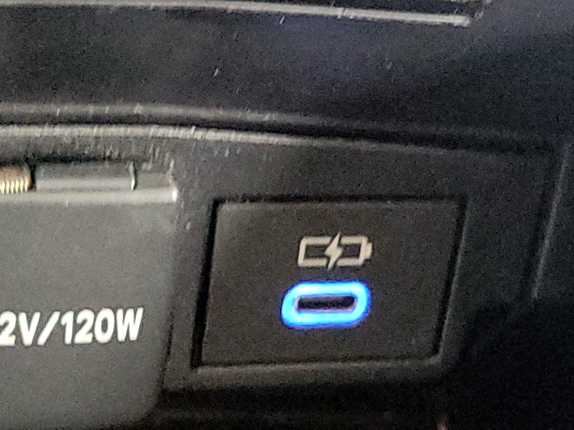 Thumbnail: 2022 Toyota Corolla - 18