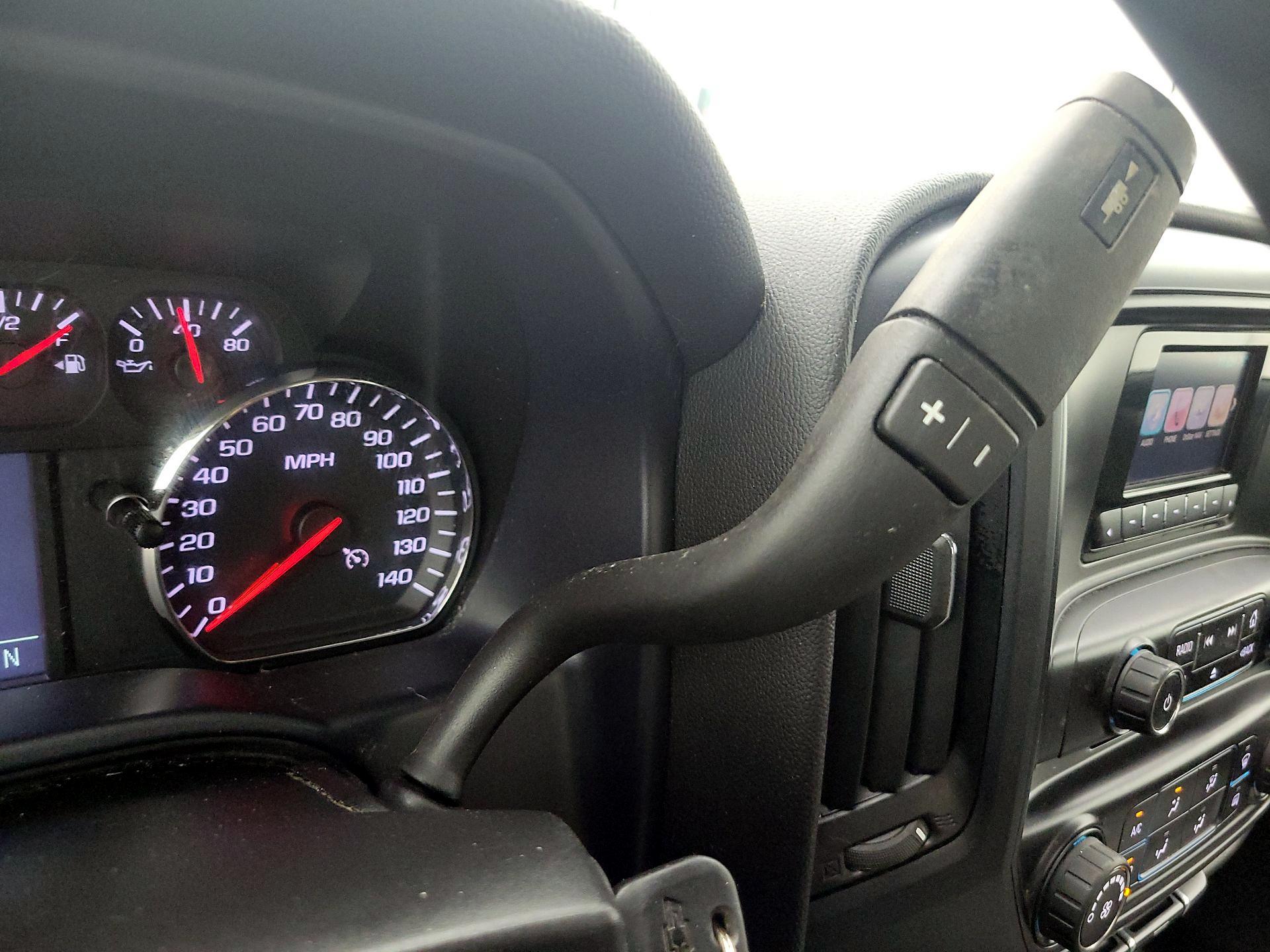 Thumbnail: 2015 Chevrolet Silverado 1500 - 17