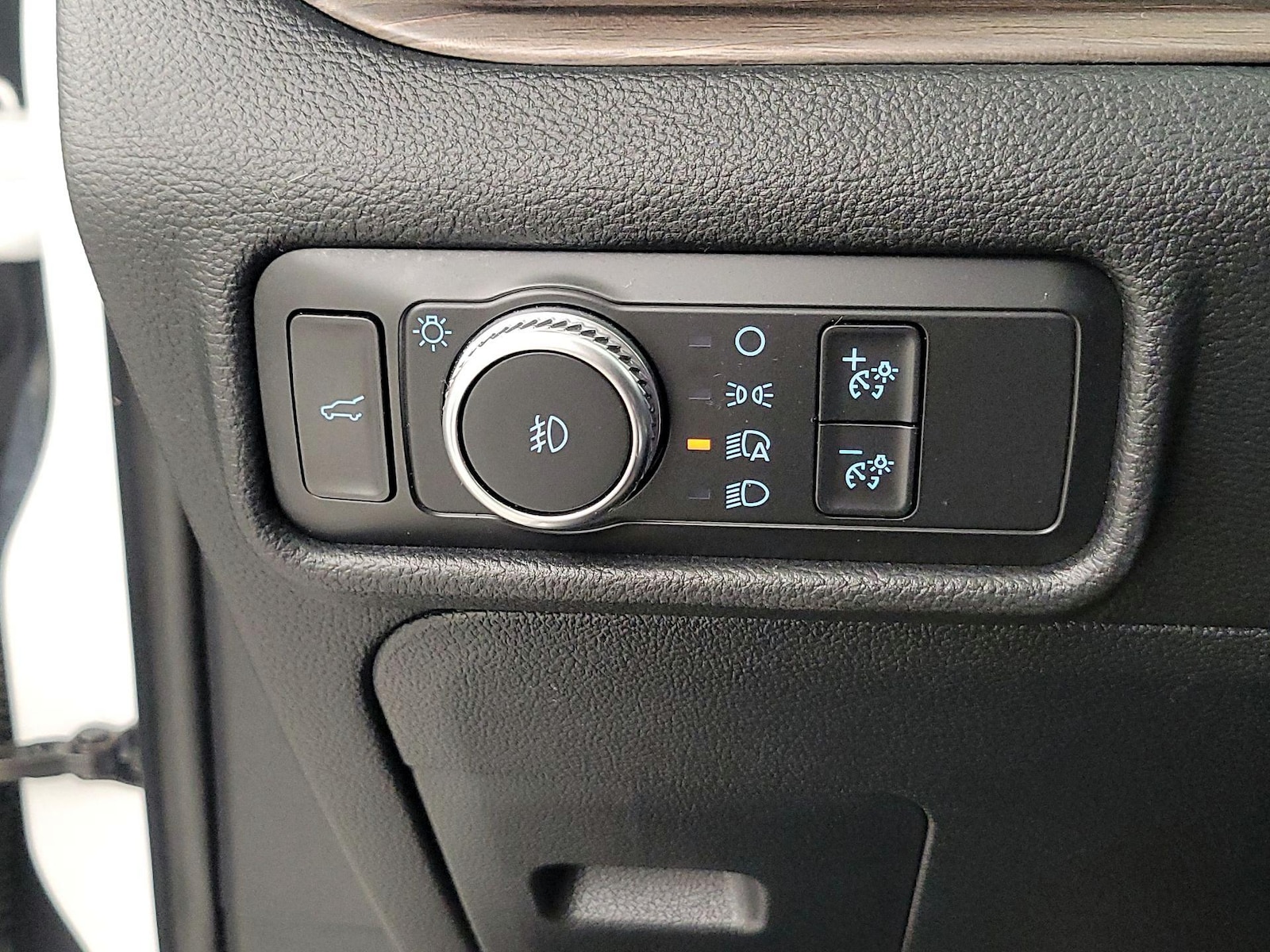 2020 Ford Explorer Limited - Photo 14
