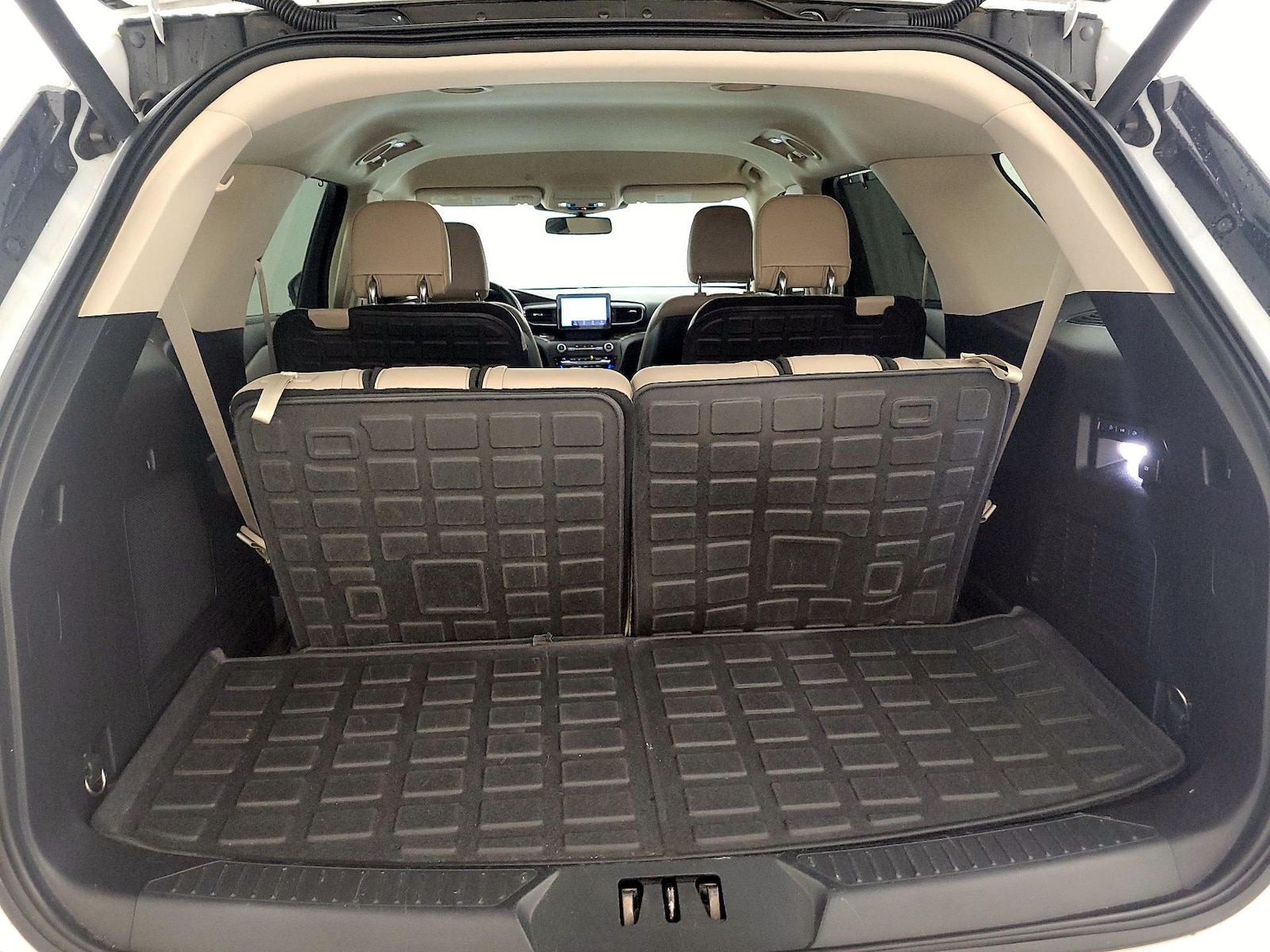 2020 Ford Explorer Limited - Photo 23