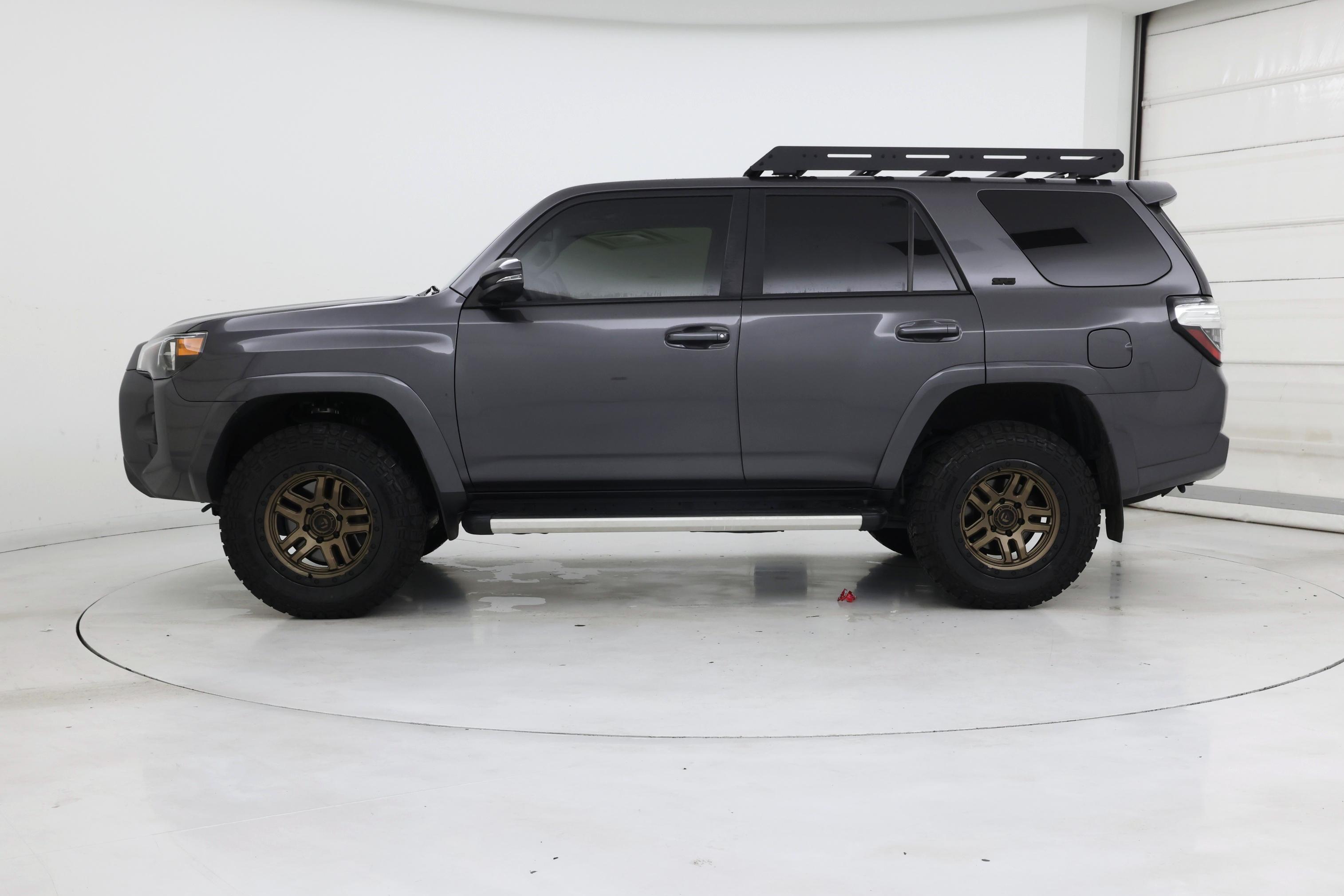 Thumbnail: 2023 Toyota 4Runner - 3