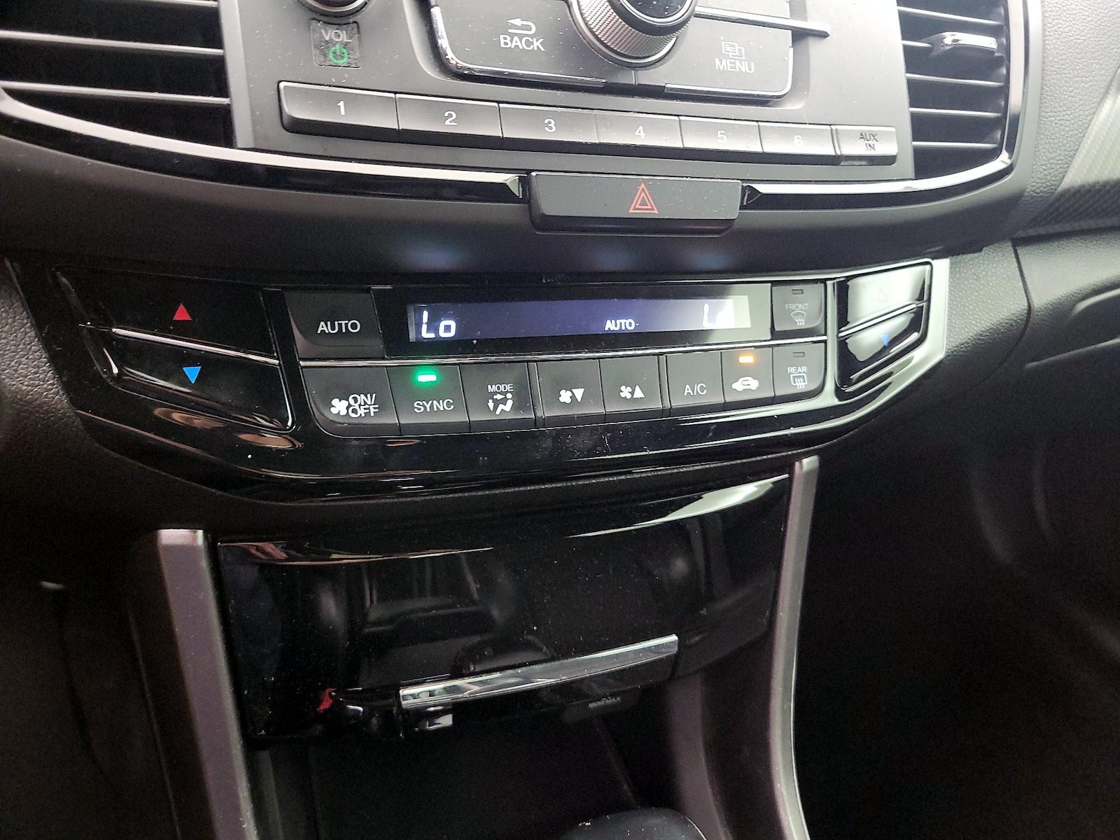 2017 Honda Accord Sport - Photo 17