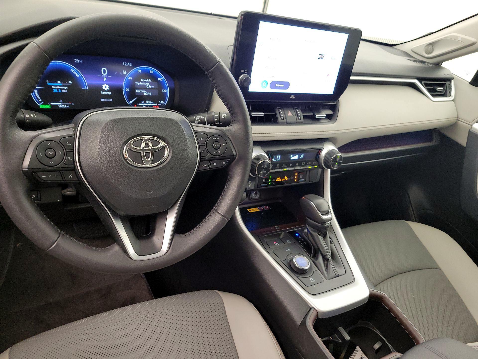 Thumbnail: 2023 Toyota RAV4 - 9