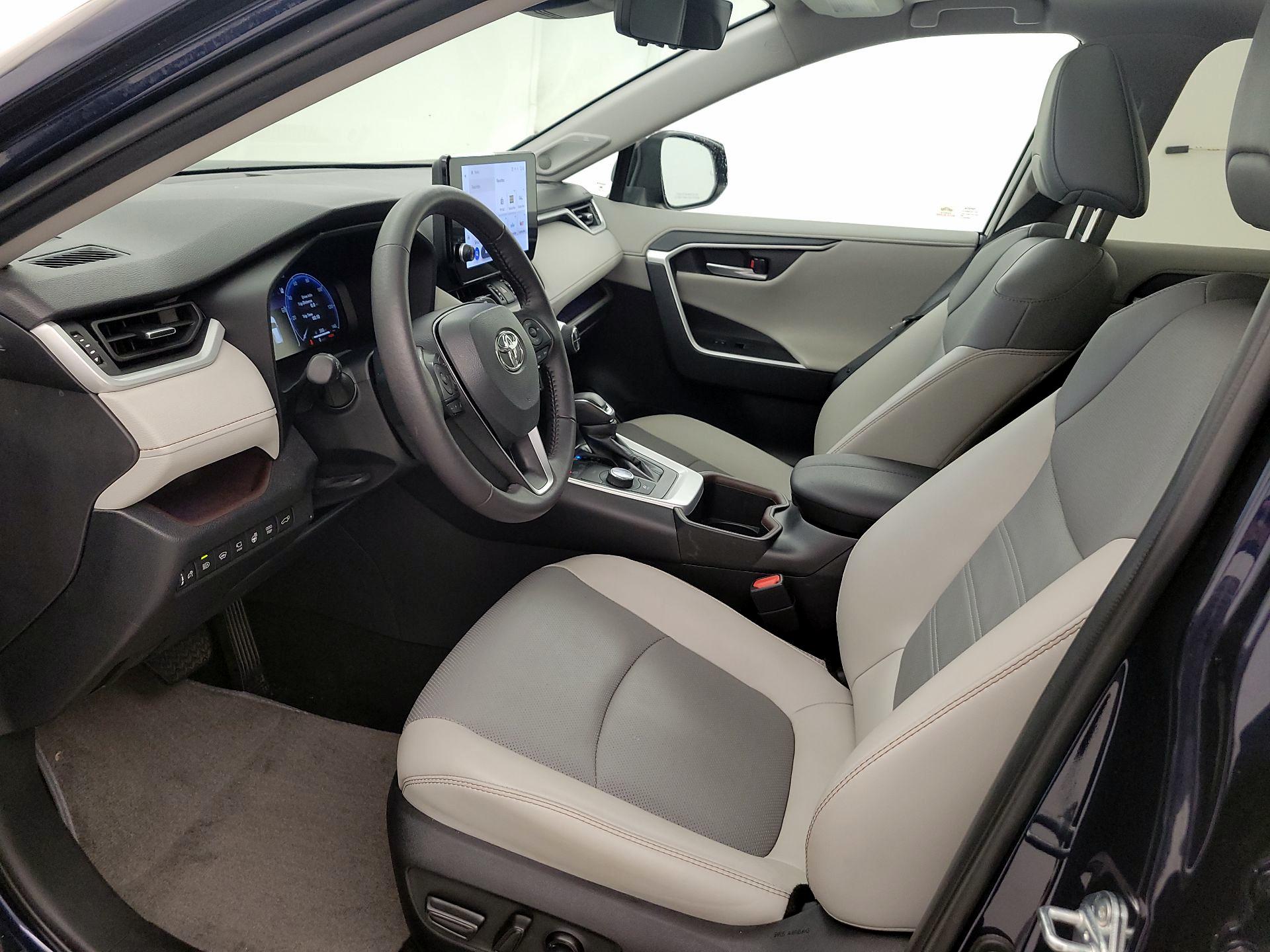 Thumbnail: 2023 Toyota RAV4 - 11
