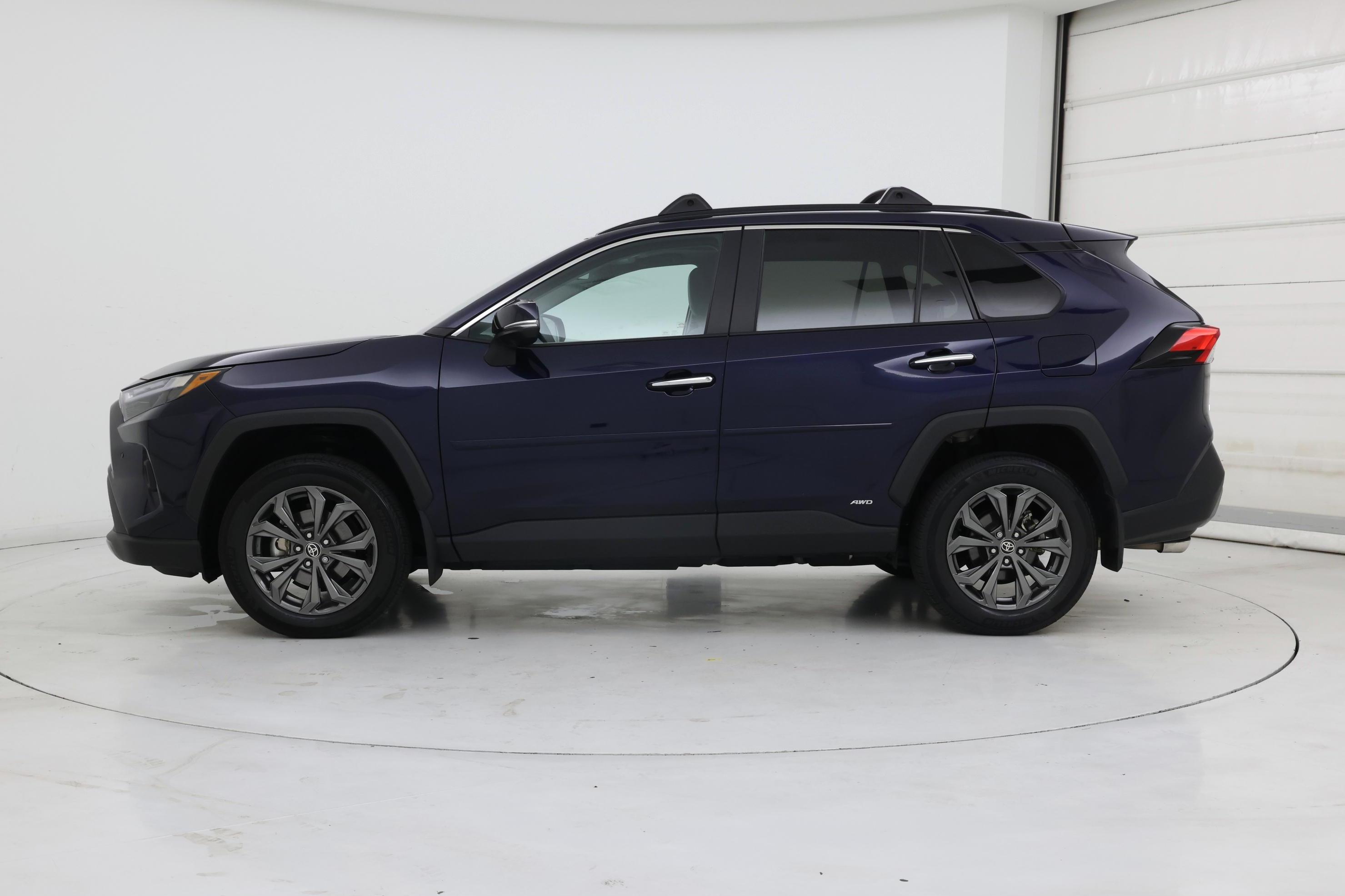 Thumbnail: 2023 Toyota RAV4 - 3