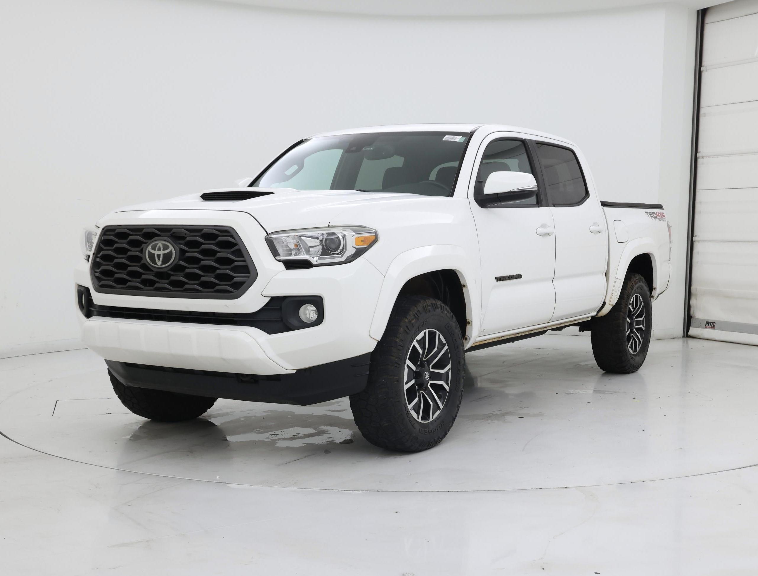 Thumbnail: 2020 Toyota Tacoma - 4