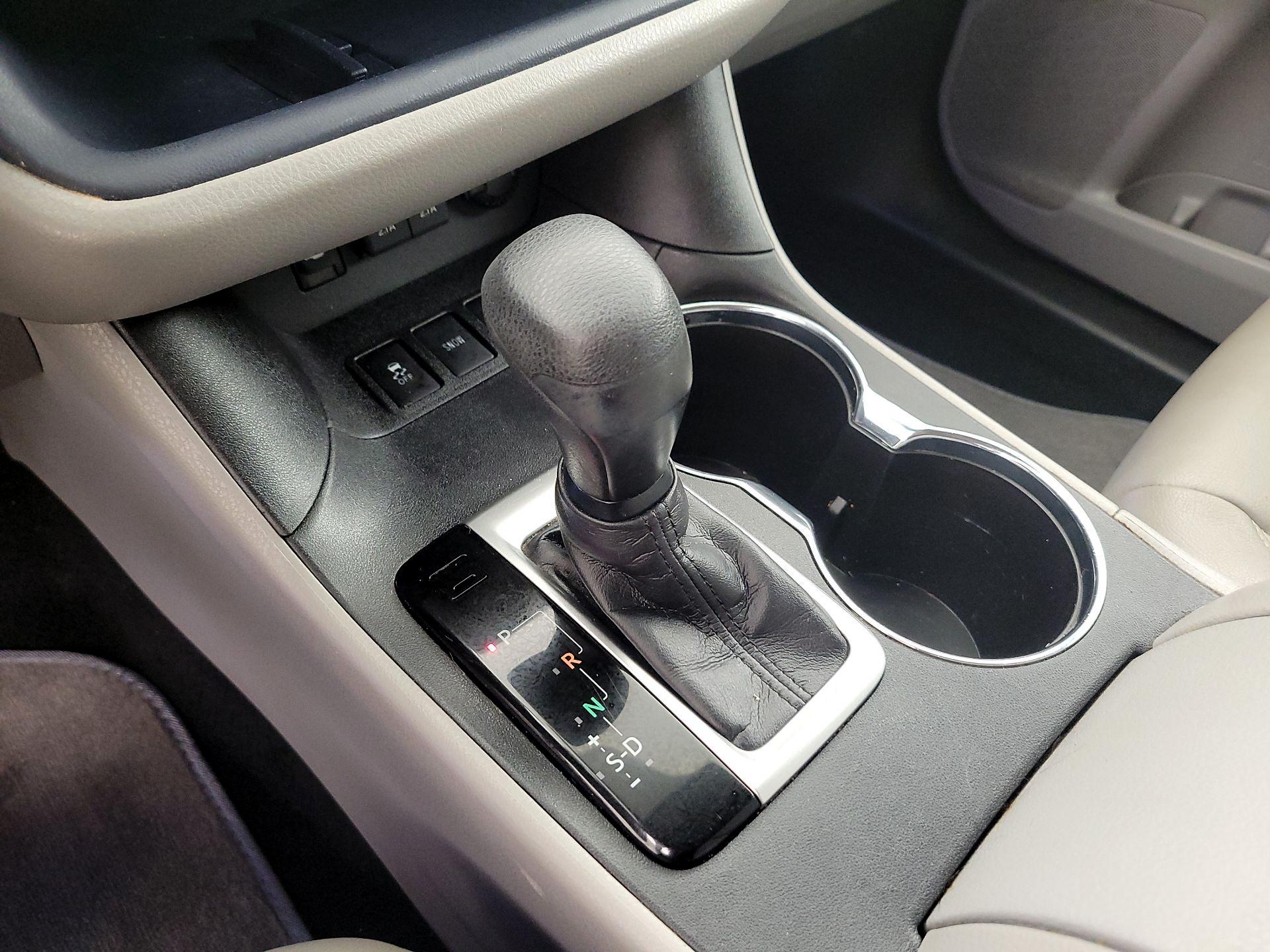 Thumbnail: 2019 Toyota Highlander - 17