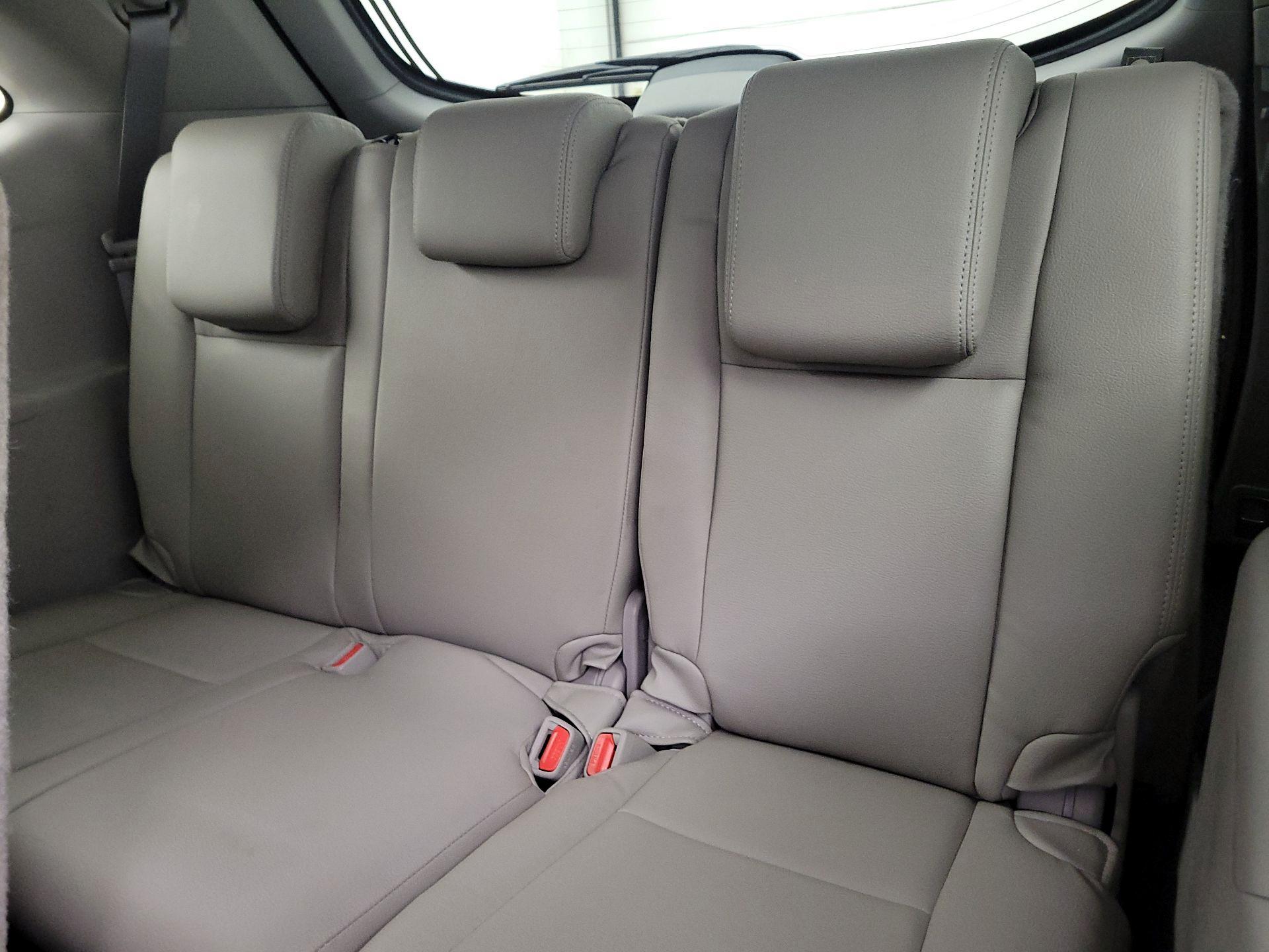 Thumbnail: 2019 Toyota Highlander - 20