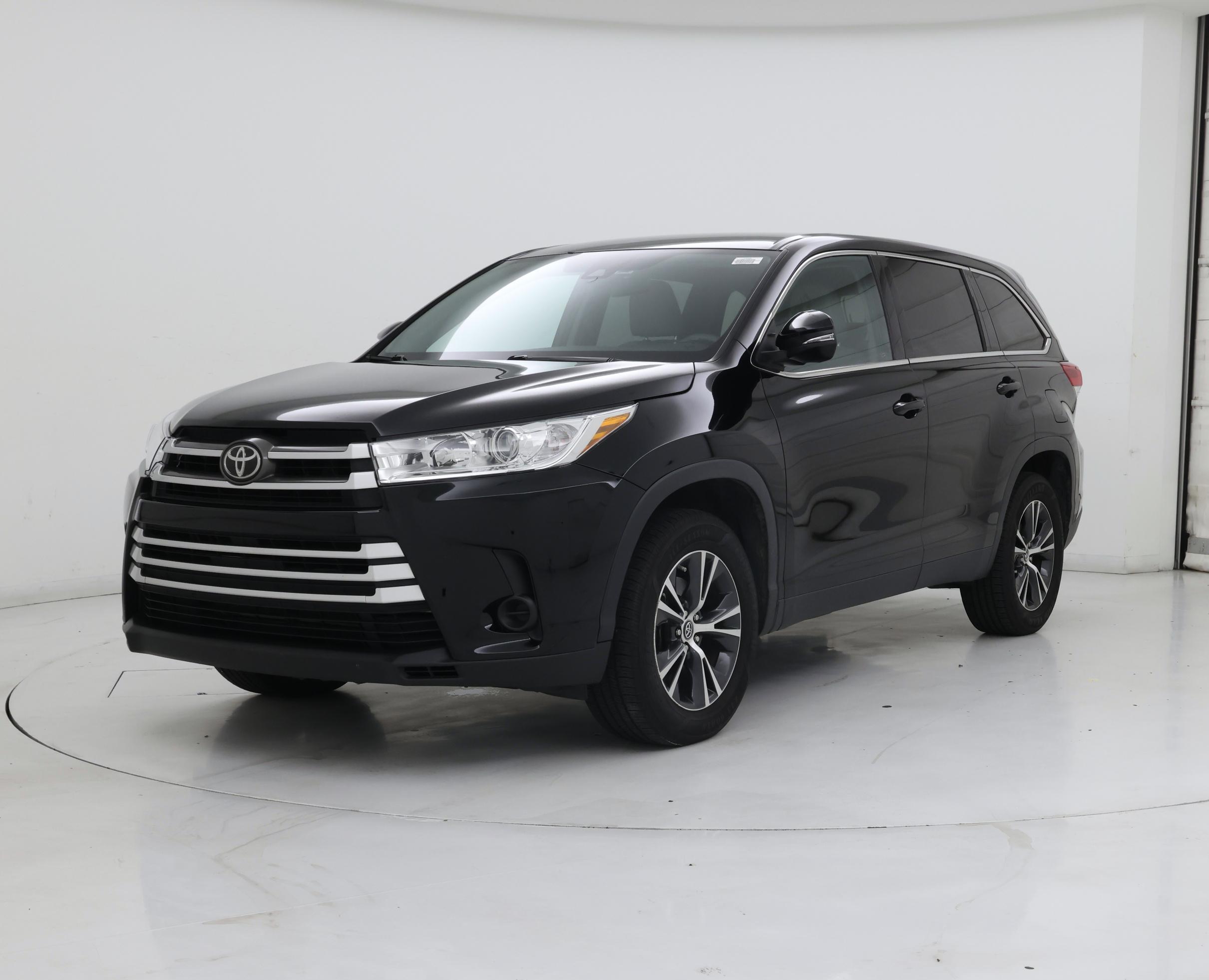 Thumbnail: 2019 Toyota Highlander - 4